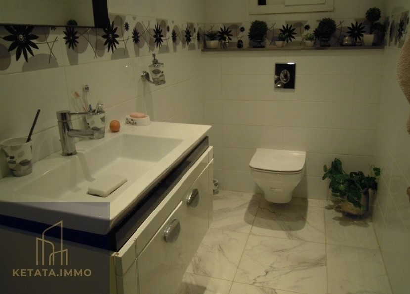 La Soukra&nbsp;Chotrana 2&nbsp;Vente&nbsp;Maisons&nbsp;Vnt villa de maitre chotrana2