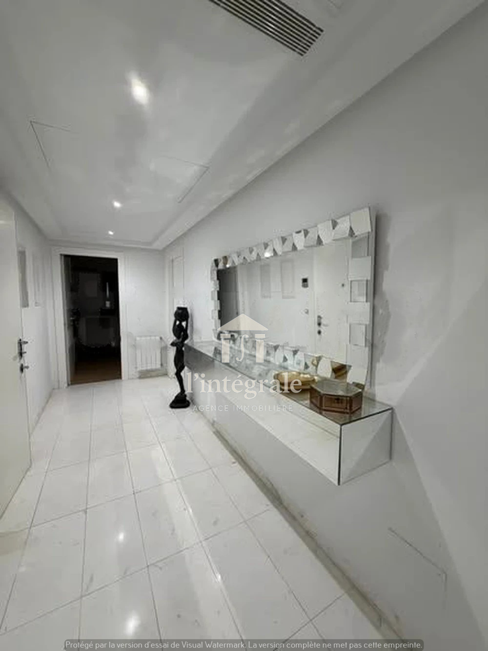 Ariana Ville&nbsp;Cite Ennasr 2&nbsp;Location&nbsp;Appart. 4 pi�ces&nbsp;Appartement s3 meubl� de tr�s haut standing