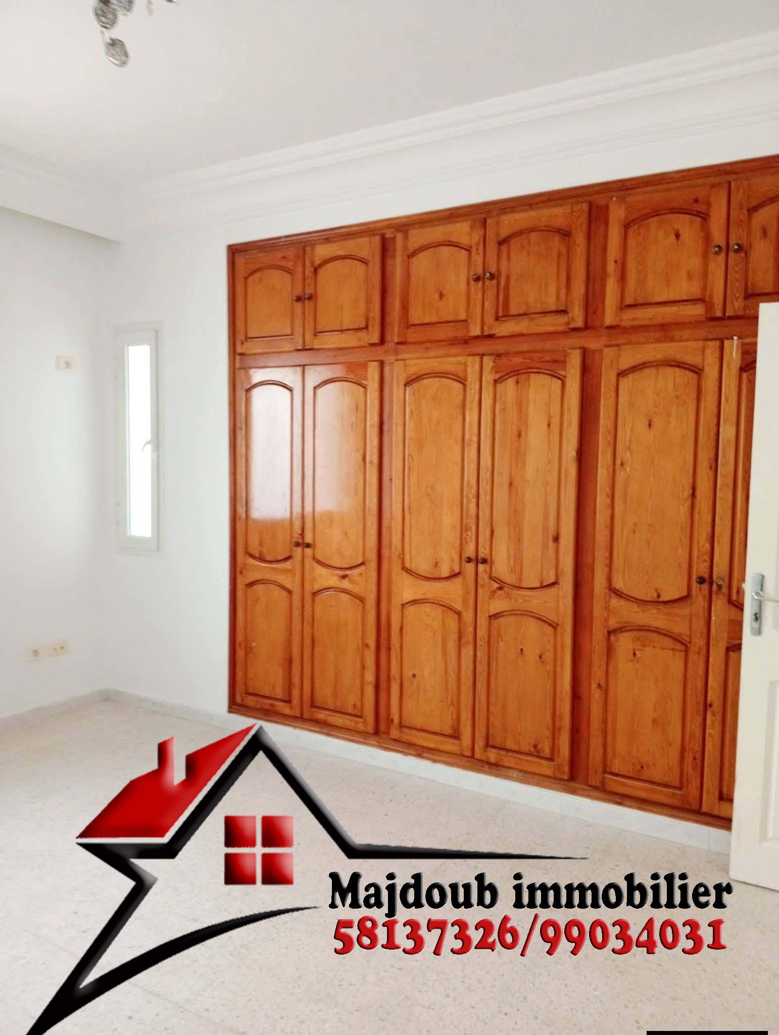 Sousse Riadh&nbsp;Zaouiet Sousse&nbsp;Vente&nbsp;Appart. 3 pi�ces&nbsp;Etqge villa fait le coin