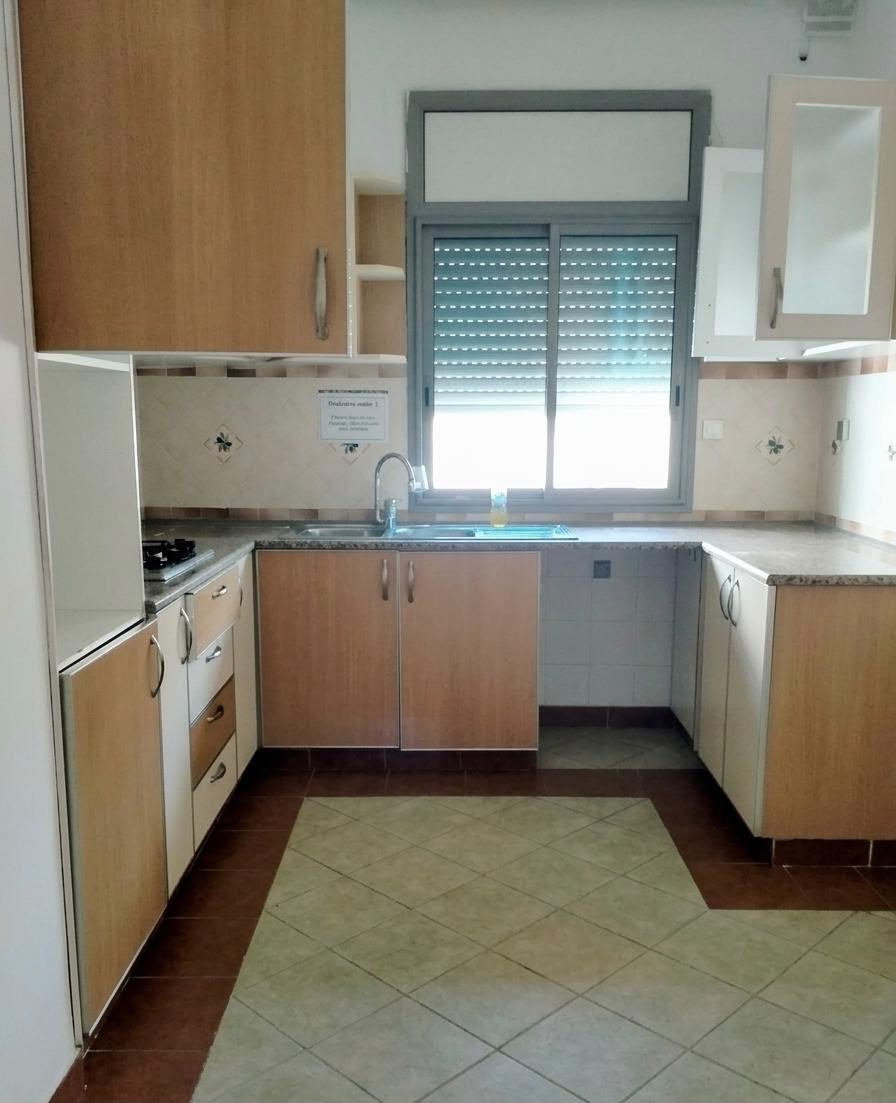 La Marsa&nbsp;Berge Du Lac&nbsp;Location&nbsp;Appart. 4 pi�ces&nbsp;Bur h et 4p au lac 1