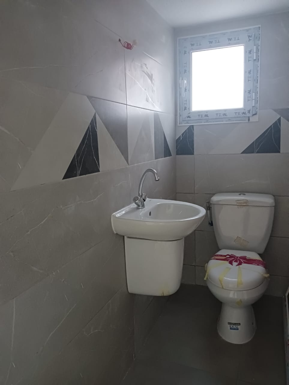 Ariana Ville&nbsp;El Menzah 6&nbsp;Location&nbsp;Appart. 1 pi�ce&nbsp;Studio s1 uv4 meubl�