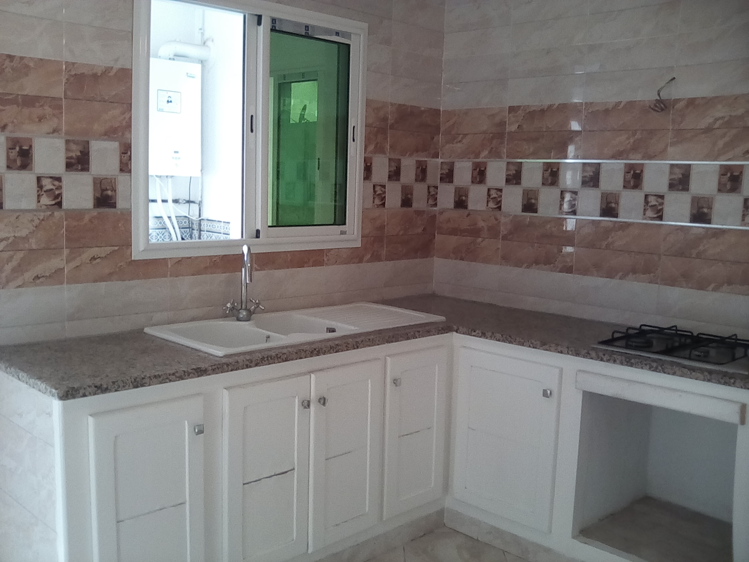 Ariana Ville&nbsp;Borj El Baccouche&nbsp;Location&nbsp;Appart. 3 pi�ces&nbsp;Appartement haut standing