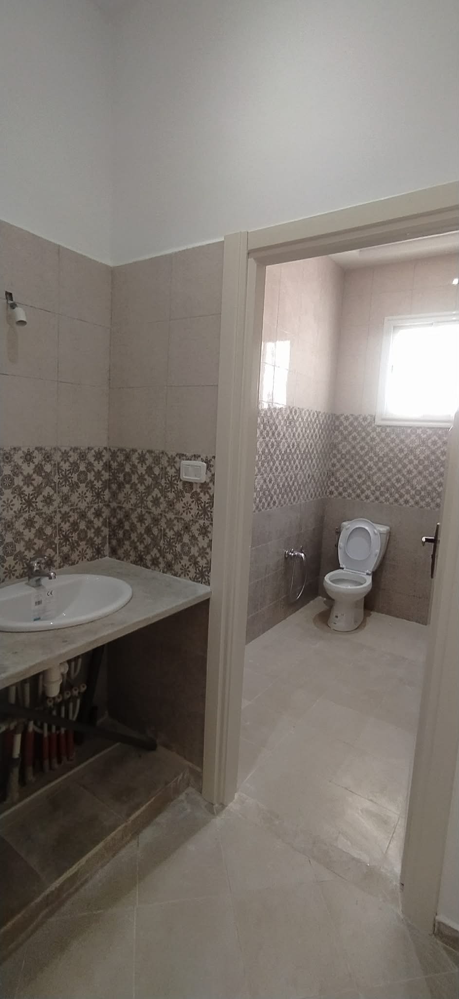 El Omrane&nbsp;El Omrane&nbsp;Location&nbsp;Appart. 3 pi�ces&nbsp;�tage de villa s3 tr�s haut standing