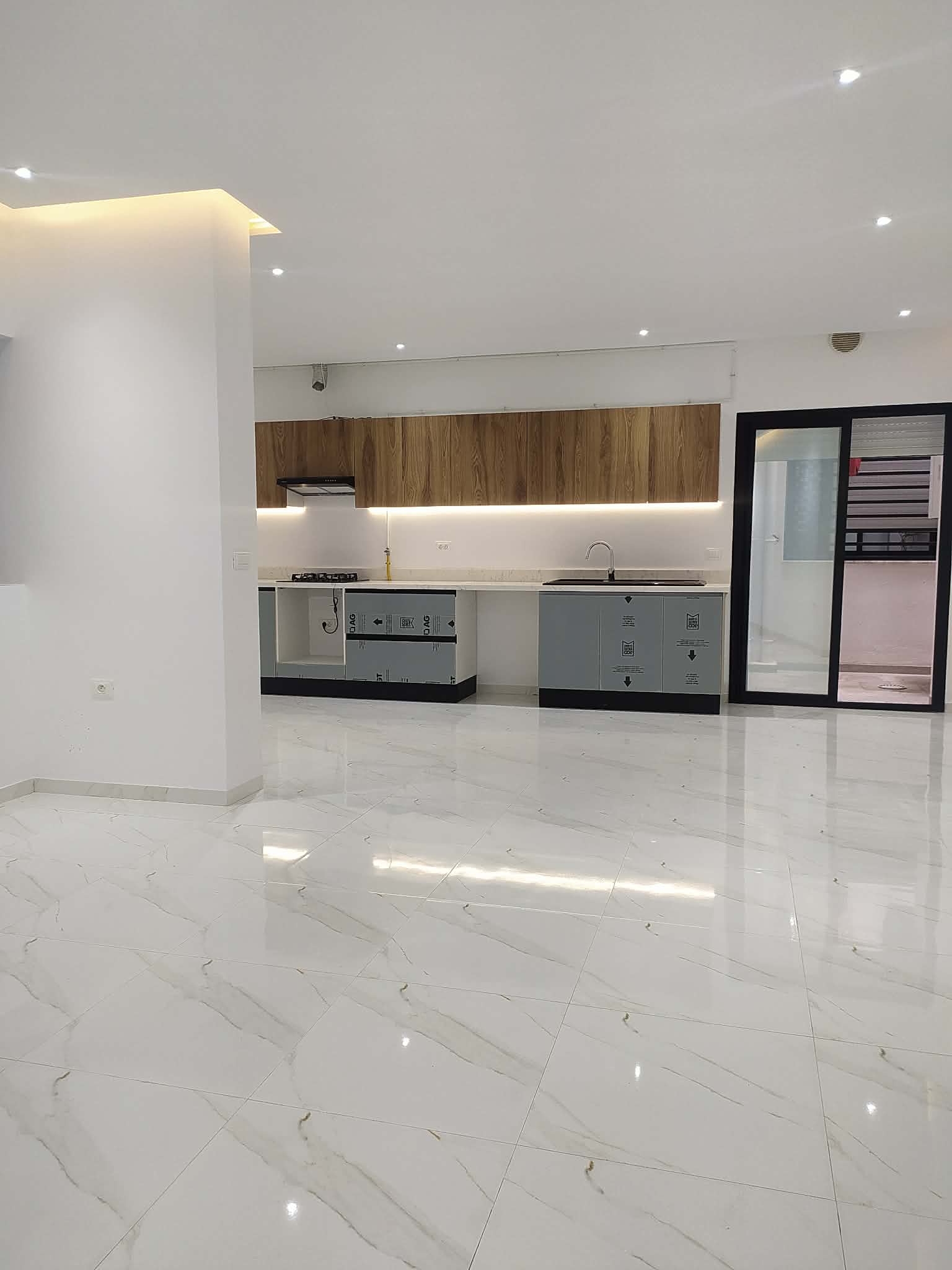 El Omrane&nbsp;El Omrane&nbsp;Location&nbsp;Appart. 2 pi�ces&nbsp;Appartements s1 s2 tr�s haut standing projet neuf