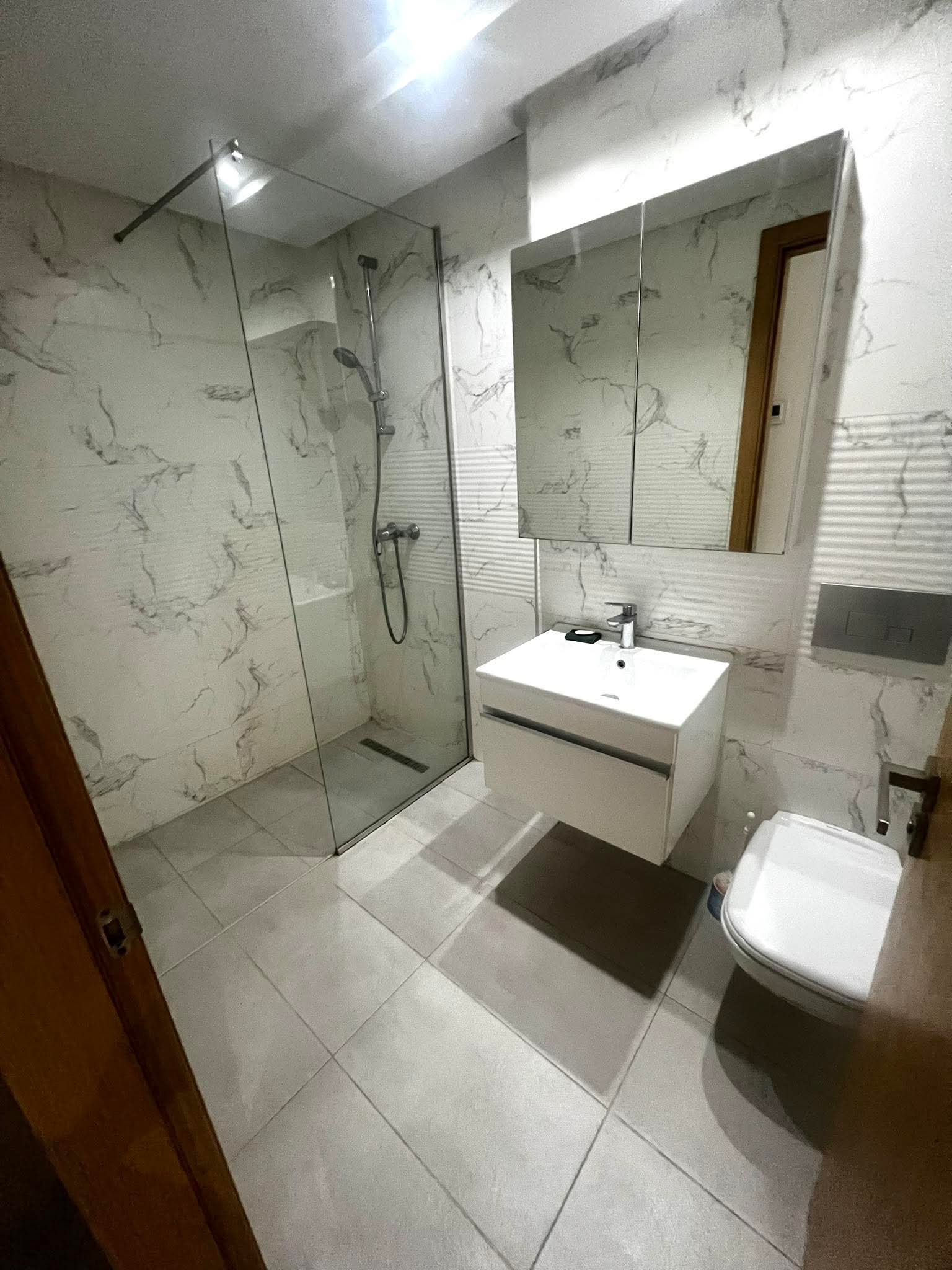 Ariana Ville&nbsp;Cite Ennasr 2&nbsp;Location&nbsp;Appart. 2 pi�ces&nbsp;S1 1100d ennasr 2 de haut standing