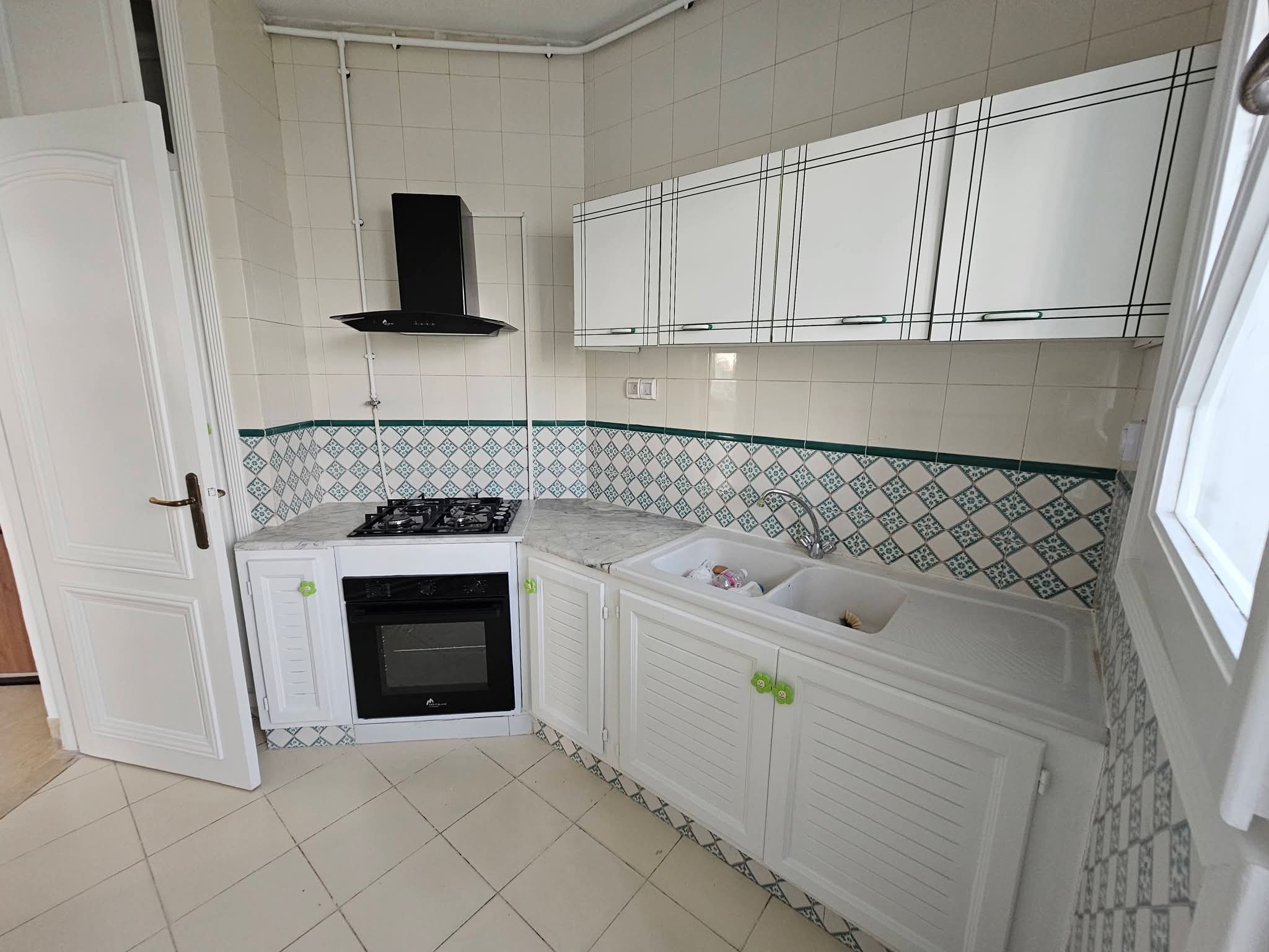 Ariana Ville&nbsp;Cite Ennasr 2&nbsp;Location&nbsp;Appart. 3 pi�ces&nbsp;S2 avec jardin 1400d ennasr 2