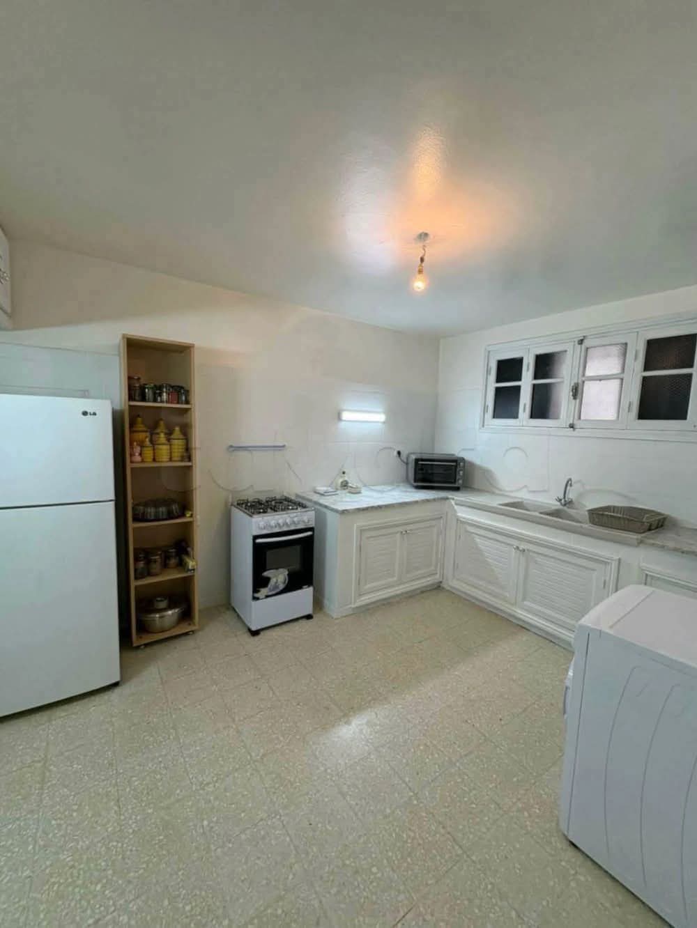 El Menzah&nbsp;El Menzah 9&nbsp;Location&nbsp;Appart. 3 pi�ces&nbsp;Rdc villa meubl� menzah 9