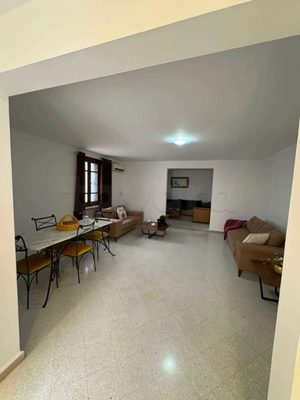 El Menzah&nbsp;El Menzah 9&nbsp;Location&nbsp;Appart. 3 pi�ces&nbsp;Rdc villa meubl� menzah 9