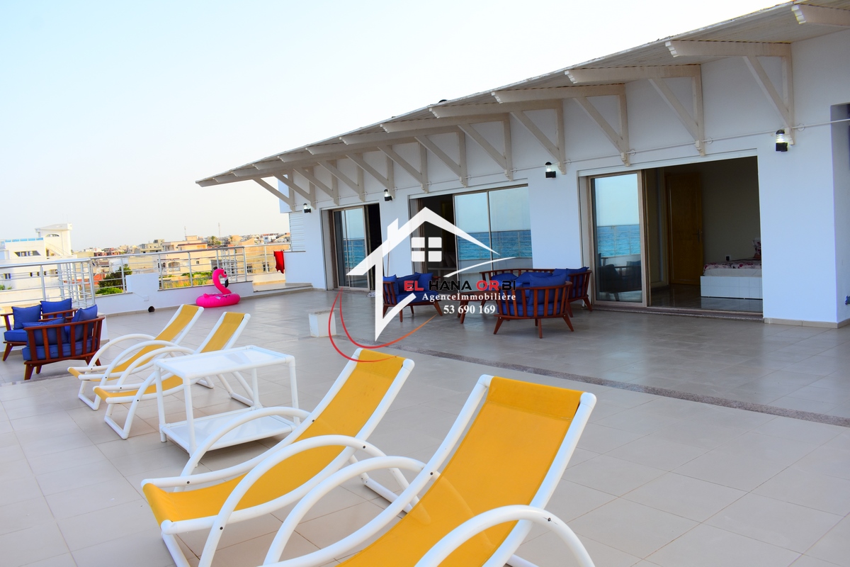 Mahdia&nbsp;Mahdia&nbsp;Location vacances&nbsp;Appart. 4 pi�ces&nbsp;Ch�teau 1ere etage