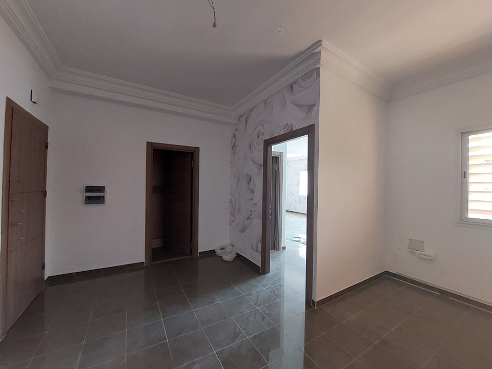 Rades&nbsp;Rades&nbsp;Bureaux & Commerces&nbsp;Bureau&nbsp;Bureau h1 � rades