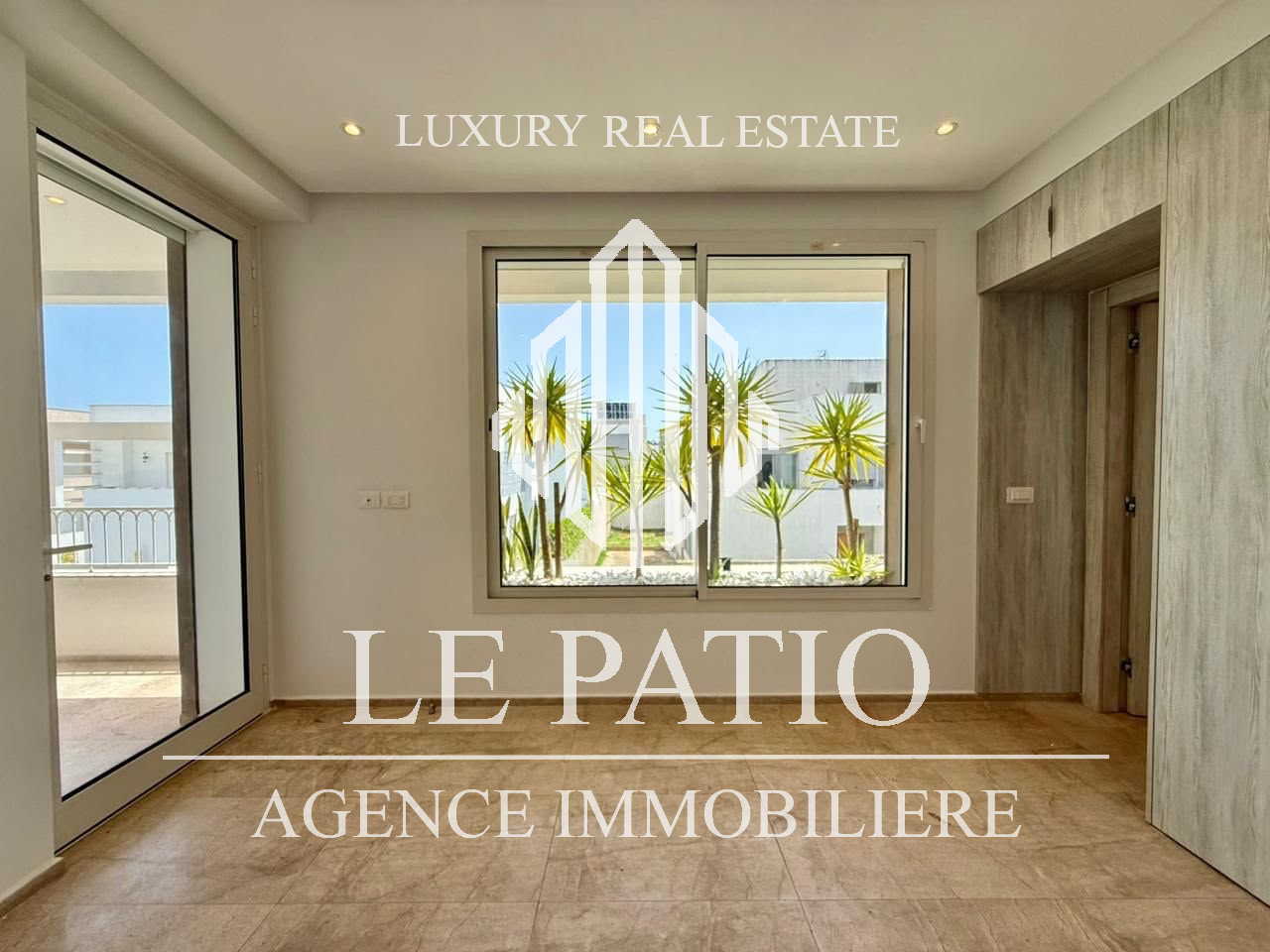 La Marsa&nbsp;Gammart&nbsp;Location&nbsp;Maisons&nbsp;Villa moderne situ�e � gammarth foret