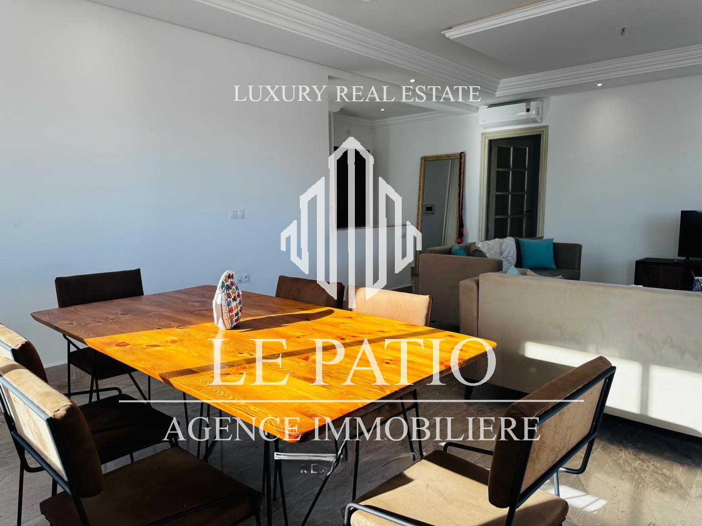 La Marsa&nbsp;Gammart&nbsp;Location&nbsp;Appart. 4 pi�ces&nbsp;�tage haut standing  s3 a gammarth