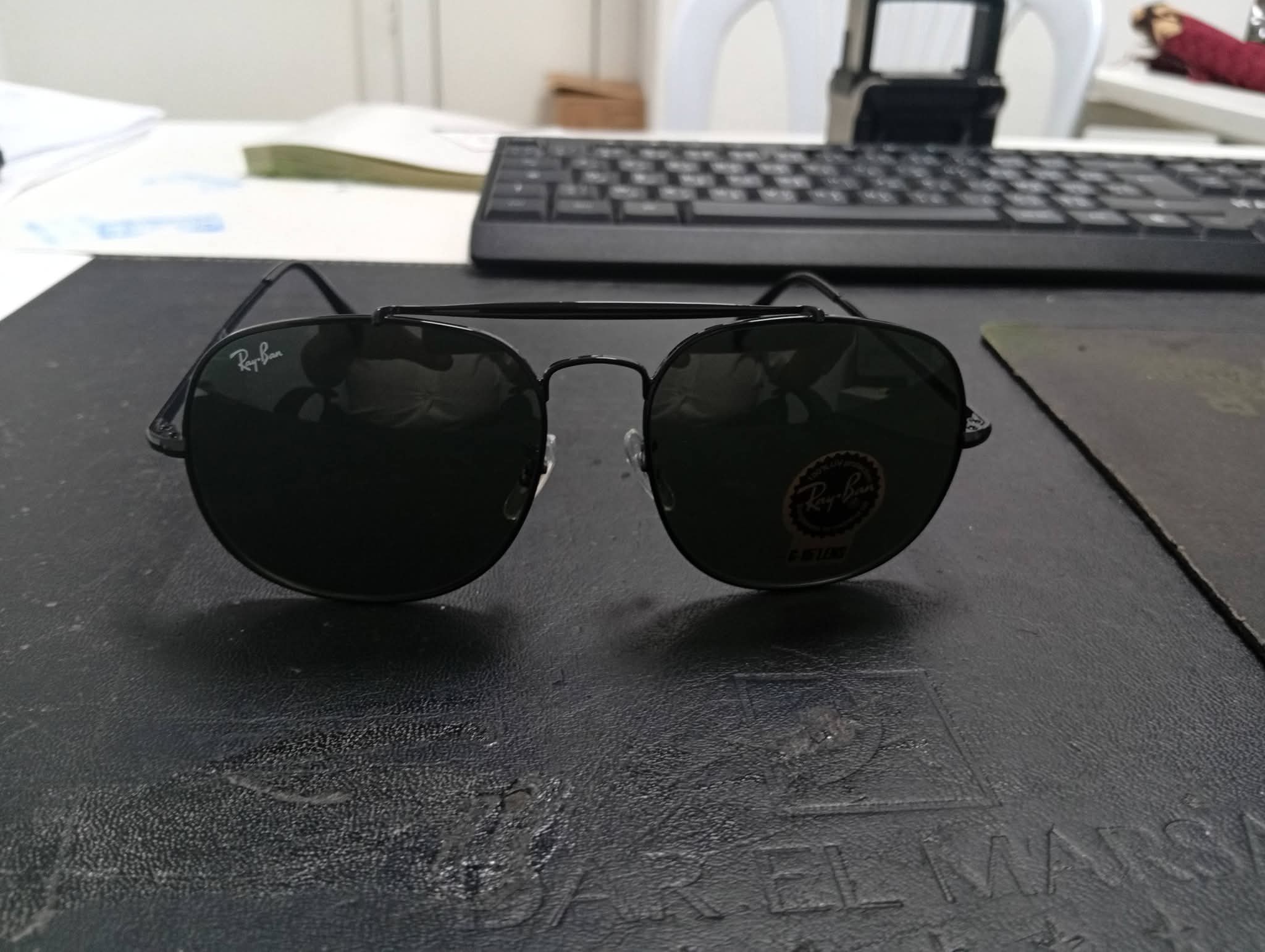 La Marsa&nbsp;Cite Des Juges 2&nbsp;Autre&nbsp;Autre&nbsp;Lunettes rayban