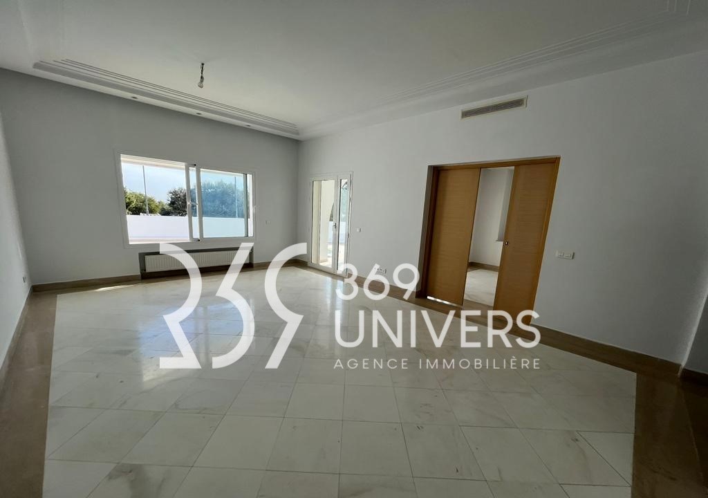 La Marsa&nbsp;Gammart&nbsp;Location&nbsp;Maisons&nbsp;Villa avec piscine � gammarth ref rh017