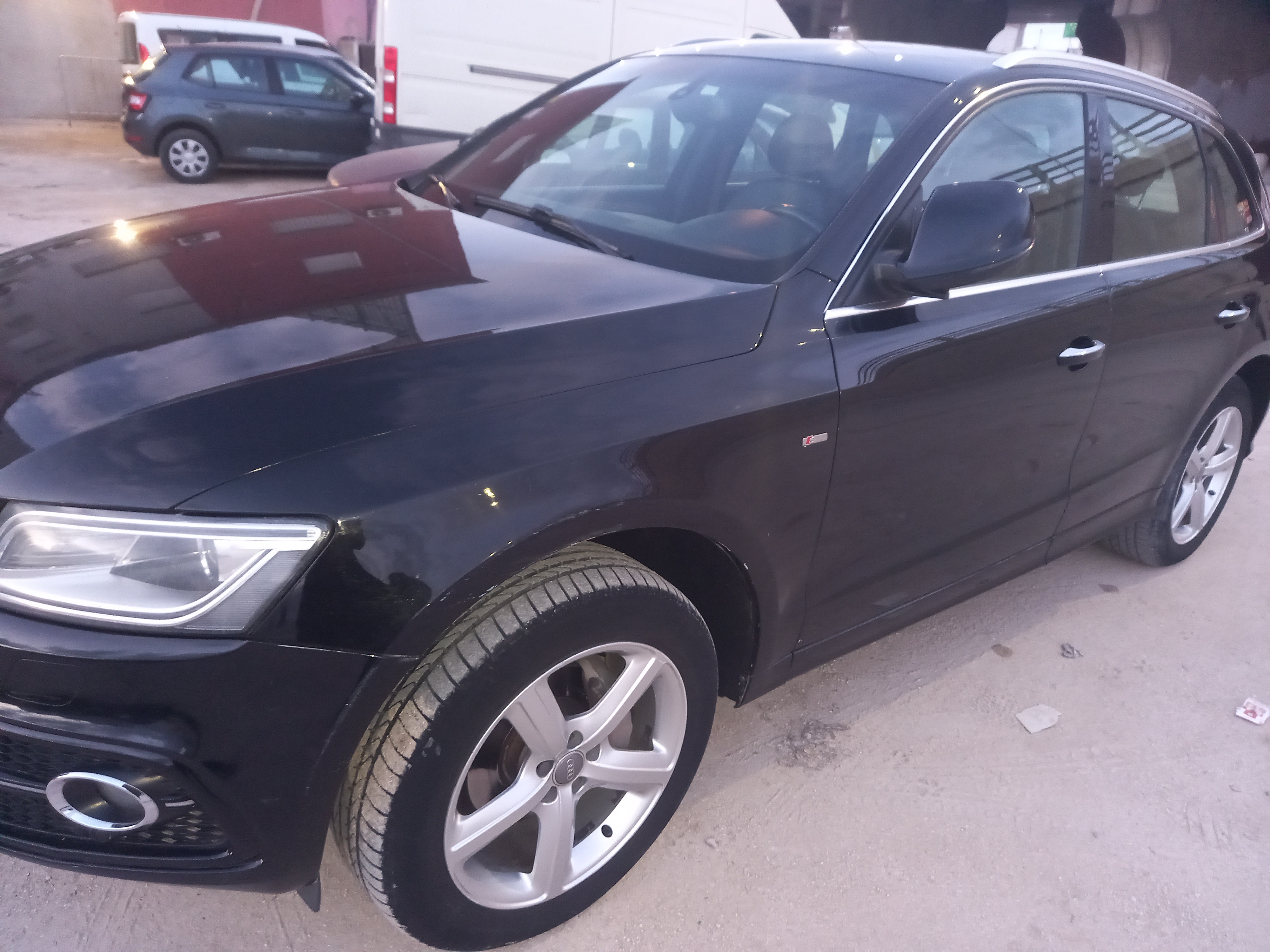 Ariana Ville&nbsp;Ariana&nbsp;Audi&nbsp;Q5�&nbsp;Q5 s line noir tdi