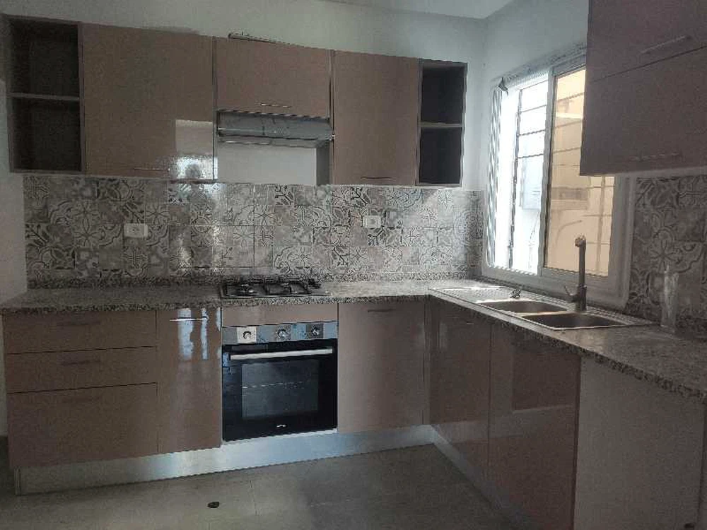 Raoued&nbsp;Ariana Essoughra&nbsp;Location&nbsp;Appart. 2 pi�ces&nbsp;Bel appartement ariana essoughra