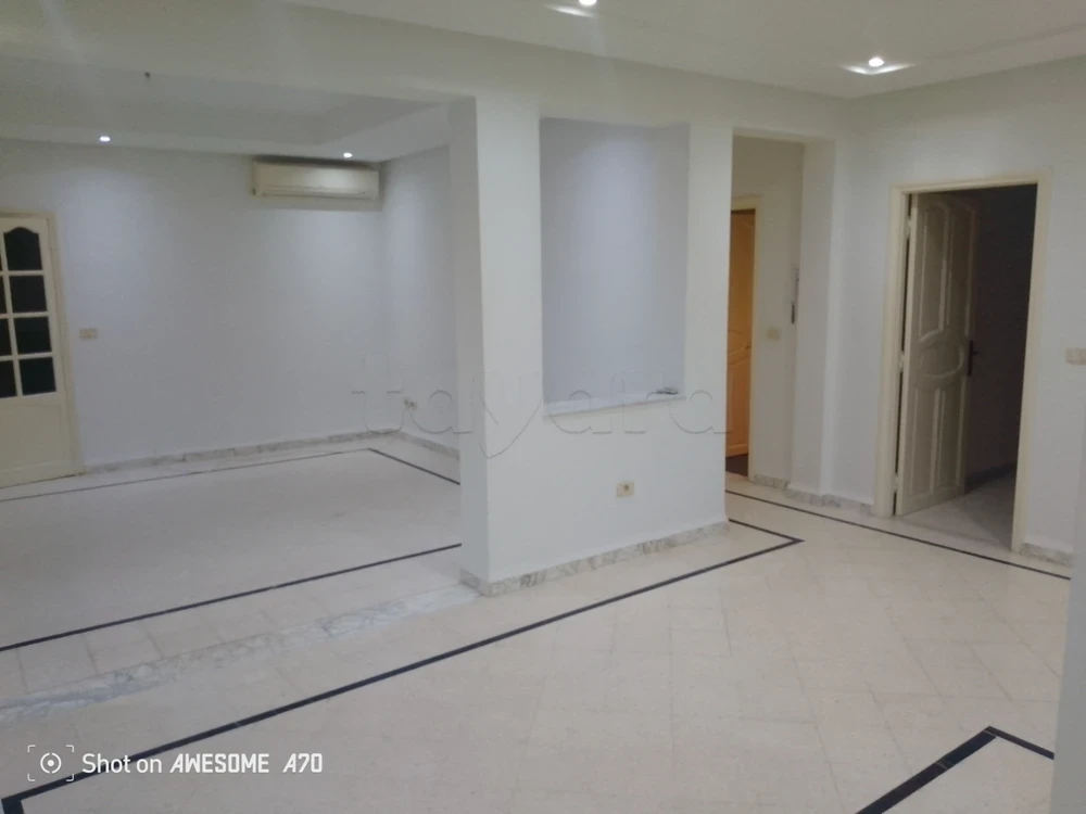 Raoued&nbsp;Cite Ennkhilet&nbsp;Location&nbsp;Maisons&nbsp;Etage de villa enkhilet