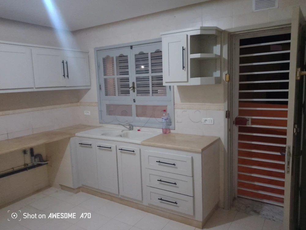 Raoued&nbsp;Cite Ennkhilet&nbsp;Location&nbsp;Maisons&nbsp;Etage de villa enkhilet