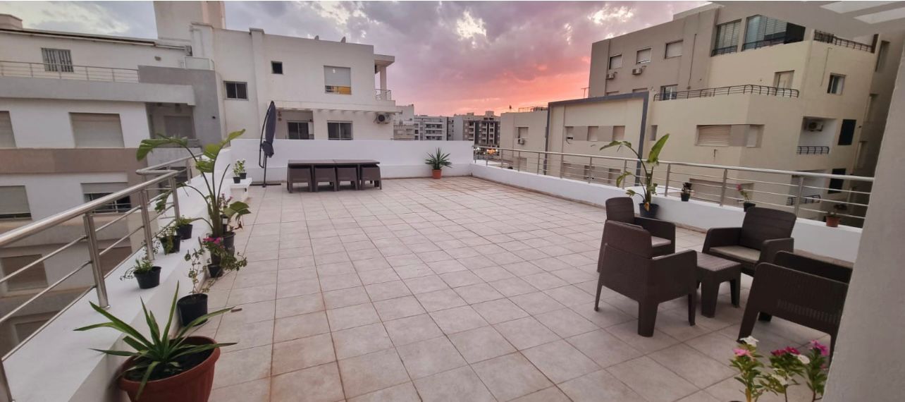 Hammamet&nbsp;Cite Afh&nbsp;Location vacances&nbsp;Appart. 5 pi�ces+&nbsp;Haut standing appartement s2 hammamet