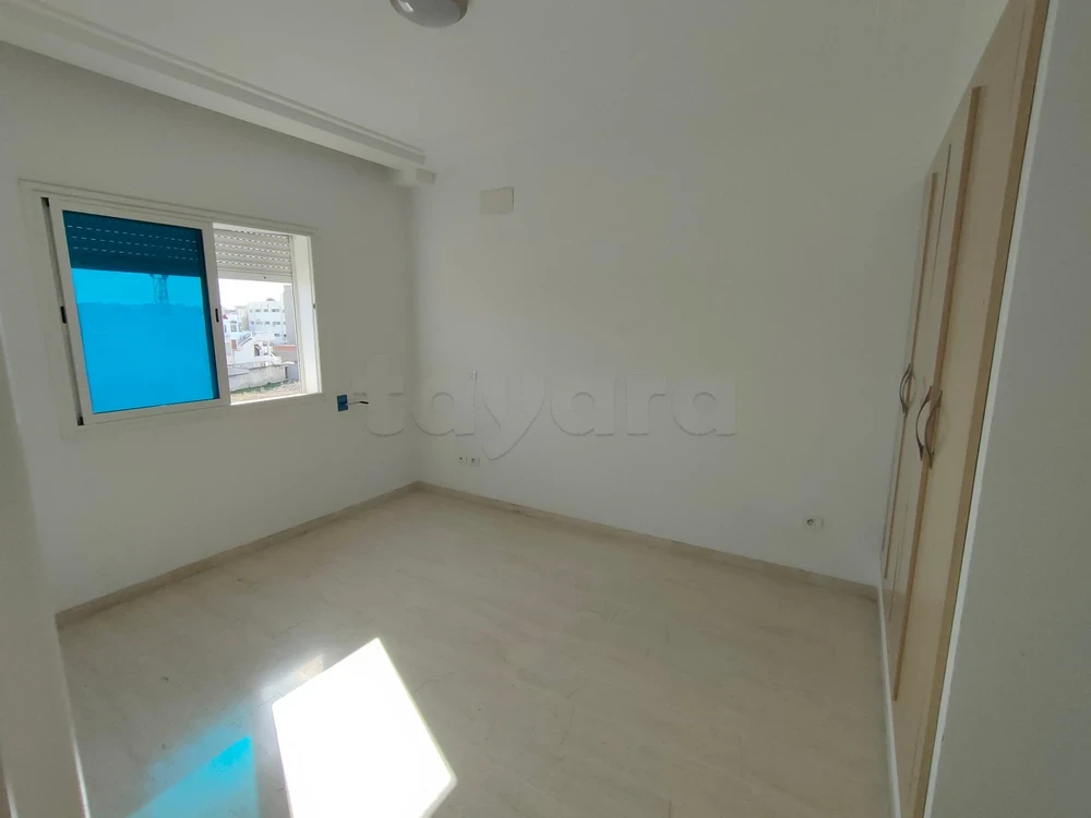 Raoued&nbsp;Cite Ennkhilet&nbsp;Location&nbsp;Appart. 1 pi�ce&nbsp;Bel apt enkhilet