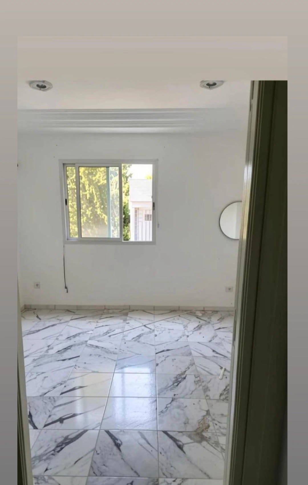 El Menzah&nbsp;El Manar 2&nbsp;Location&nbsp;Appart. 1 pi�ce&nbsp;Superb bureau lumineux