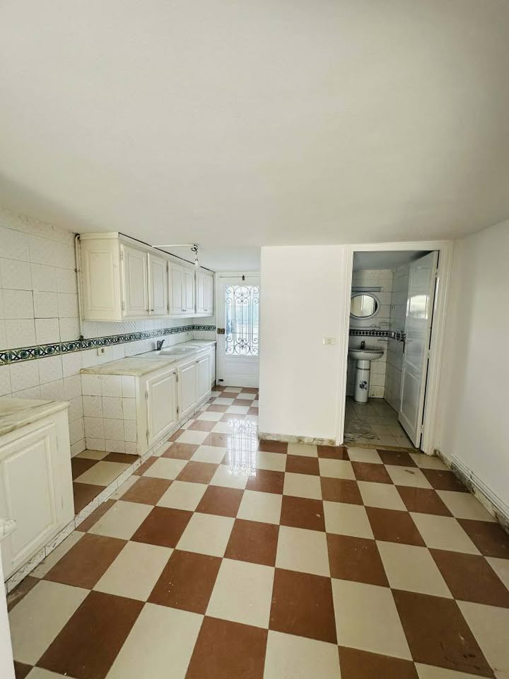 El Menzah&nbsp;El Manar 1&nbsp;Location&nbsp;Appart. 1 pi�ce&nbsp;Superb appartement s1