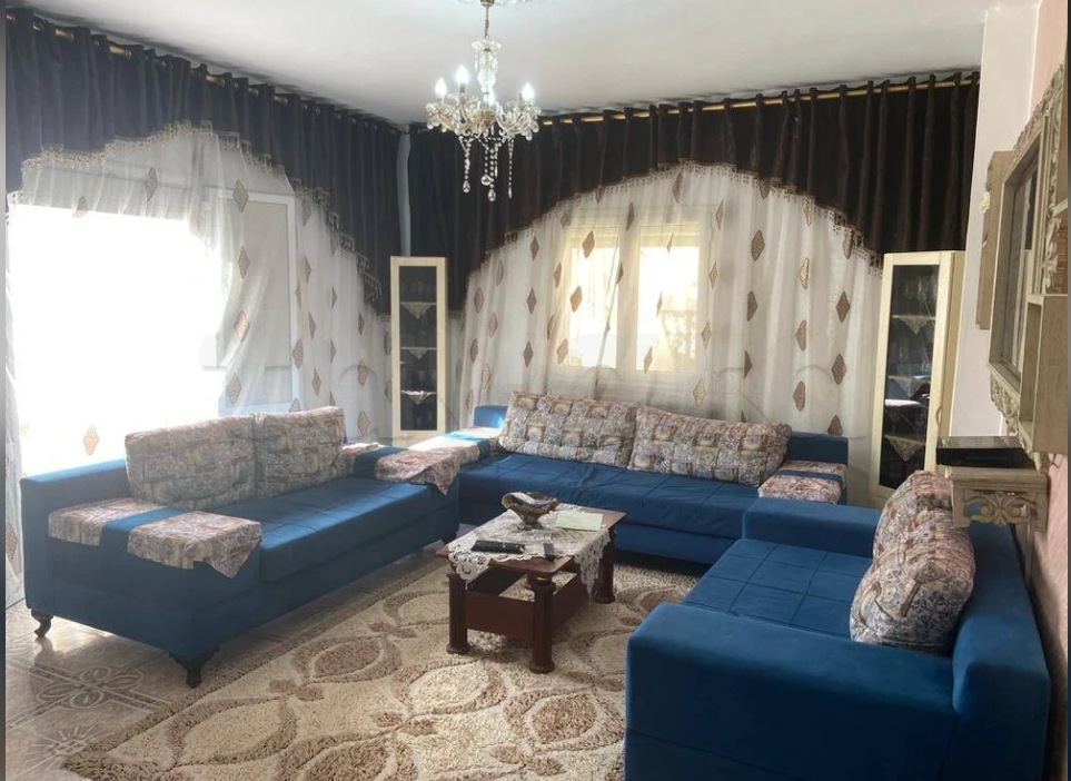 Oued Ellil&nbsp;Oued Ellil&nbsp;Vente&nbsp;Appart. 5 pi�ces+&nbsp;Villa jumel�e a oued ellil