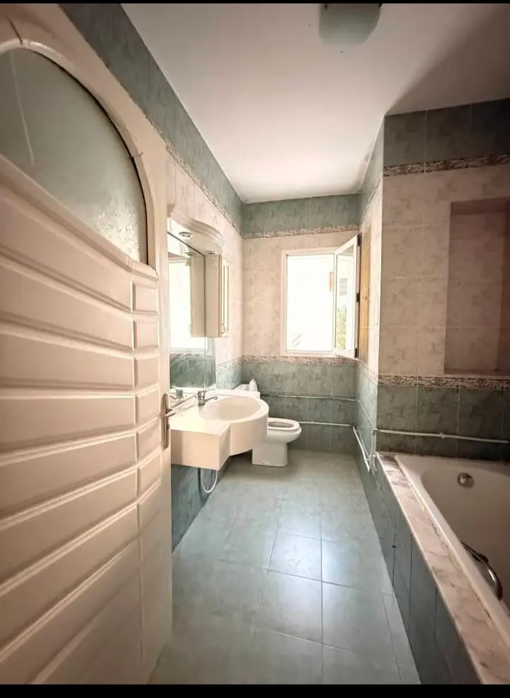 Ariana Ville&nbsp;Cite Ennasr 2&nbsp;Location&nbsp;Maisons&nbsp;Un �tage de villa s3 � ennasr 2