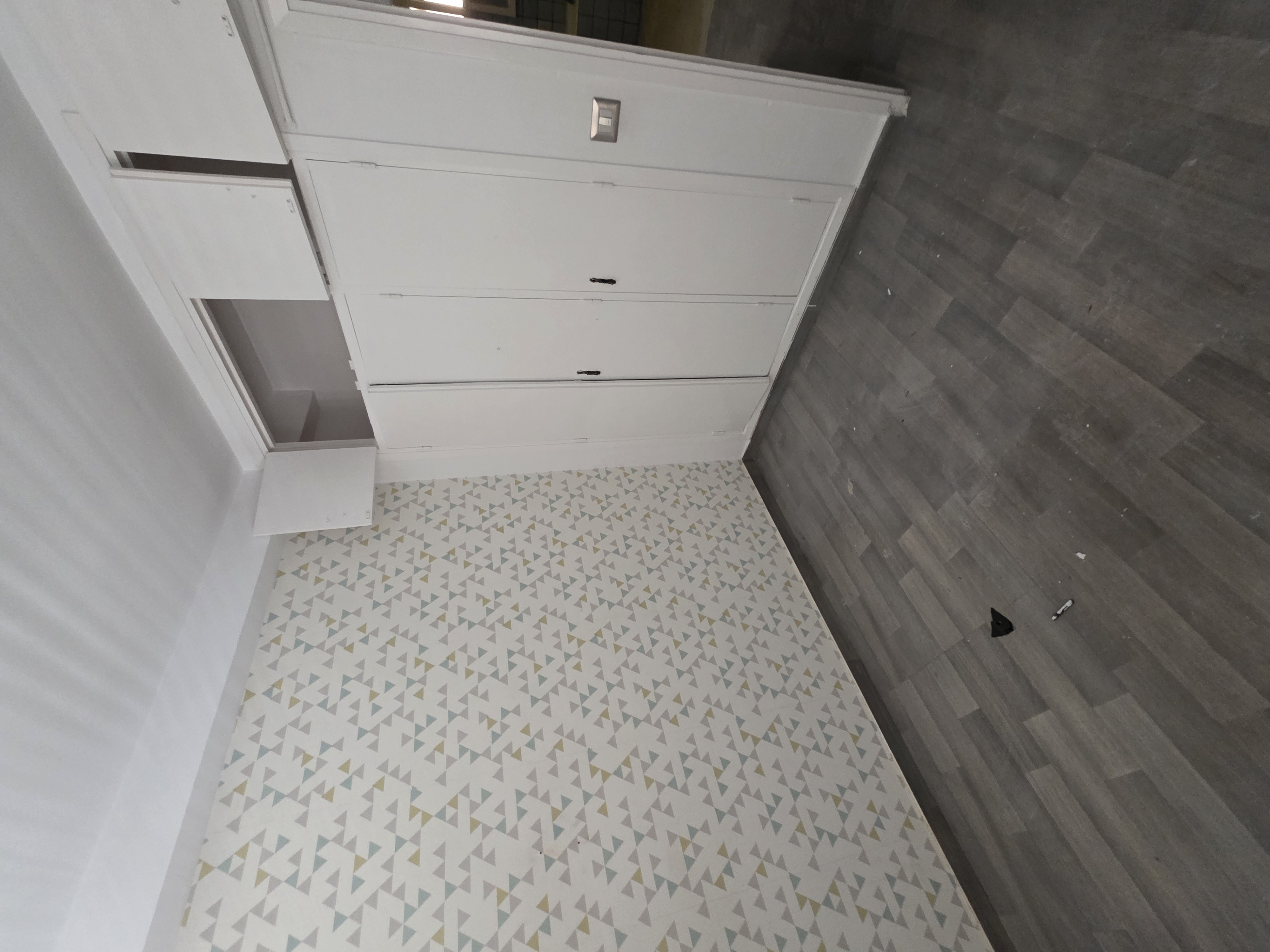 El Menzah&nbsp;El Manar 1&nbsp;Location&nbsp;Appart. 3 pi�ces&nbsp;S3 1er �tage manar1 c�t� monoprix