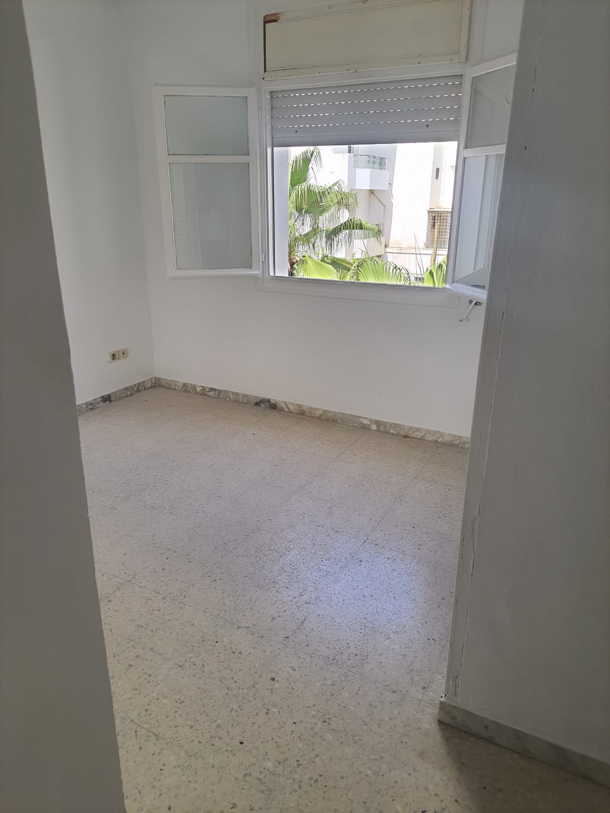 El Menzah&nbsp;El Manar 1&nbsp;Location&nbsp;Appart. 2 pi�ces&nbsp;Studio s1 manar1 c�t� hannibal
