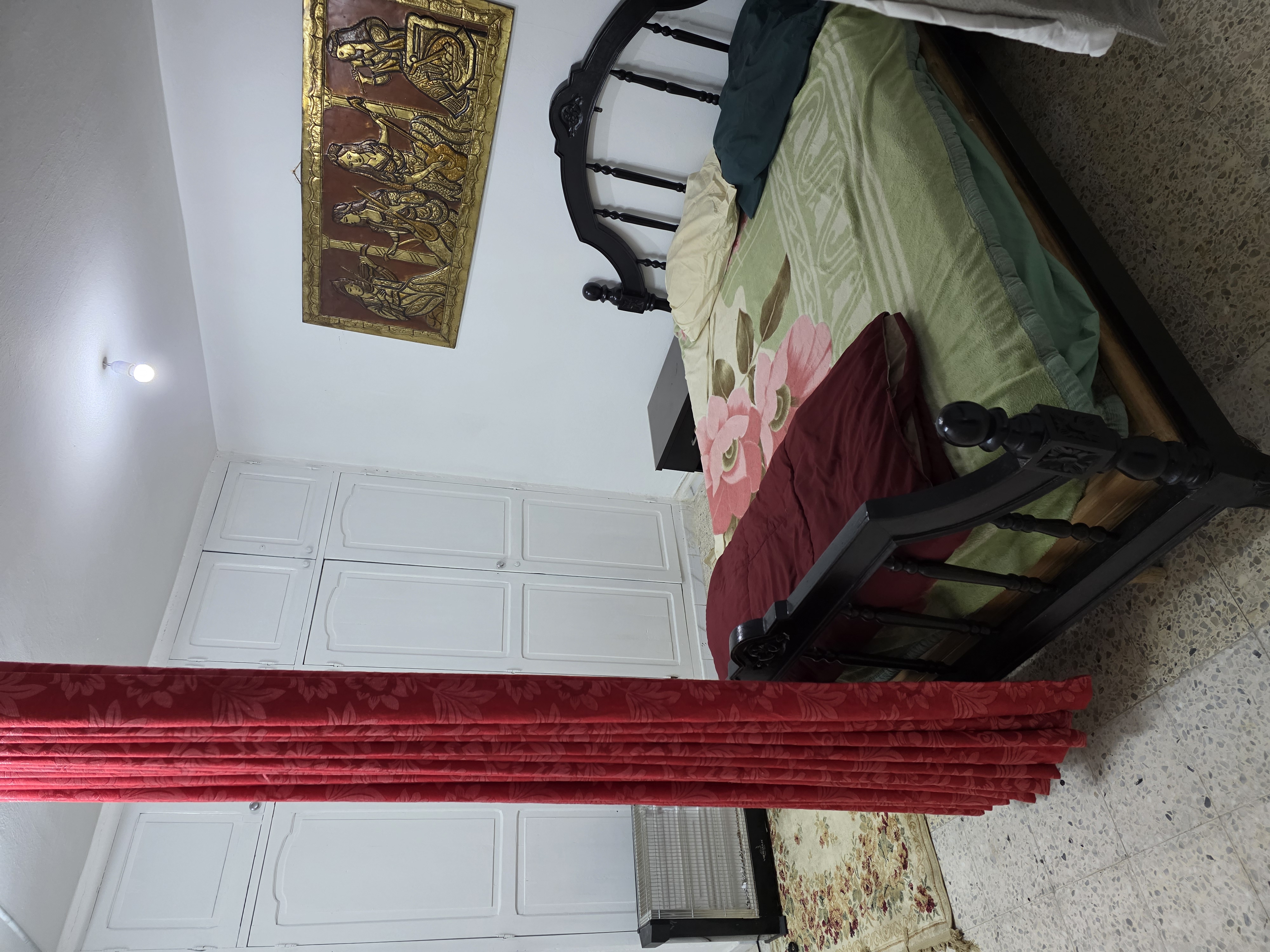El Menzah&nbsp;El Manar 1&nbsp;Vente&nbsp;Appart. 3 pi�ces&nbsp;3 studios en face campus universitaire manar1