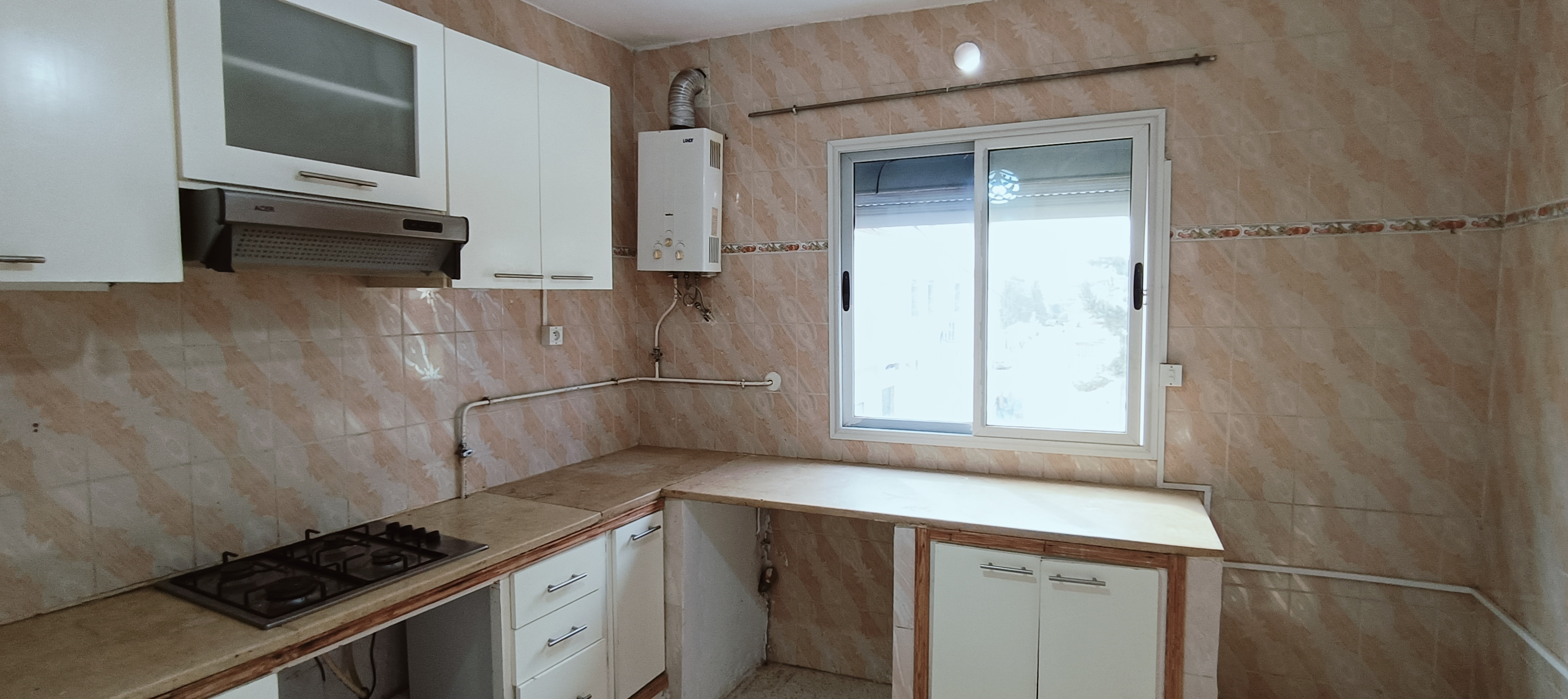 Oued Ellil&nbsp;Cite El Moultaka 1&nbsp;Location&nbsp;Maisons&nbsp;1�re �tage ind�pendant