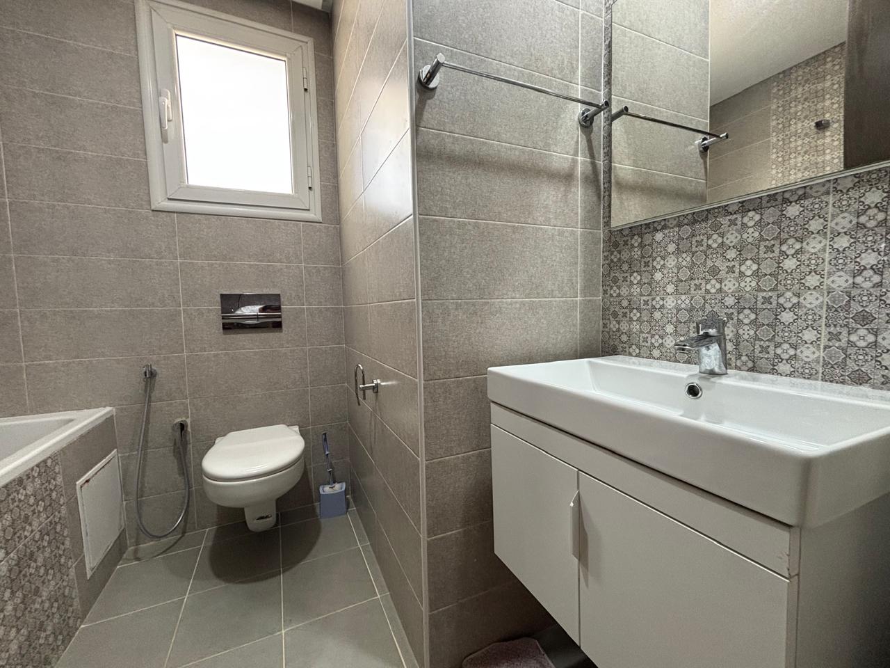 Ain Zaghouan&nbsp;Ain Zaghouan&nbsp;Location&nbsp;Appart. 3 pi�ces&nbsp;Un appt s2 vide ou meubl� � ain zaghouan