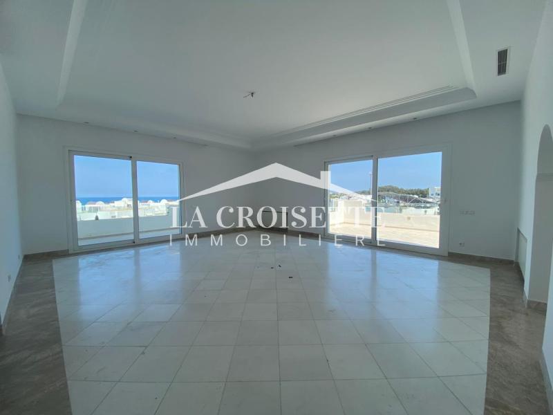 La Marsa&nbsp;Gammart&nbsp;Location&nbsp;Maisons&nbsp;Penthouse s4 avec vue sur mer � gammarth mpl0599