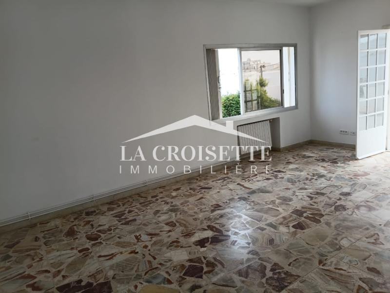 La Marsa&nbsp;Marsa Ennassim&nbsp;Location&nbsp;Appart. 3 pi�ces&nbsp;Etage de villa s2 � la marsa zel0513