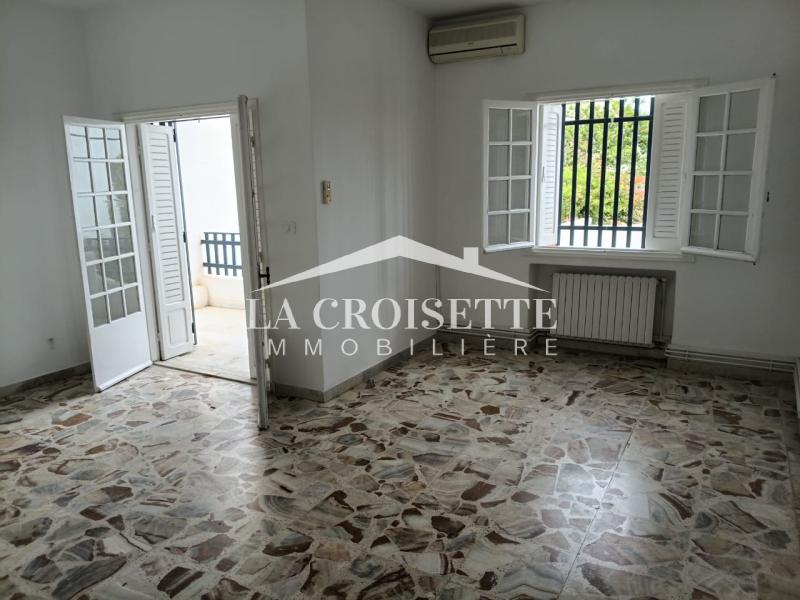 La Marsa&nbsp;Marsa Ennassim&nbsp;Location&nbsp;Appart. 3 pi�ces&nbsp;Etage de villa s2 � la marsa zel0513