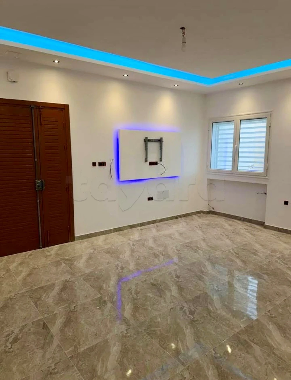 La Marsa&nbsp;Cite Bhar Lazreg&nbsp;Location&nbsp;Appart. 3 pi�ces&nbsp;S plus 3 haut standing