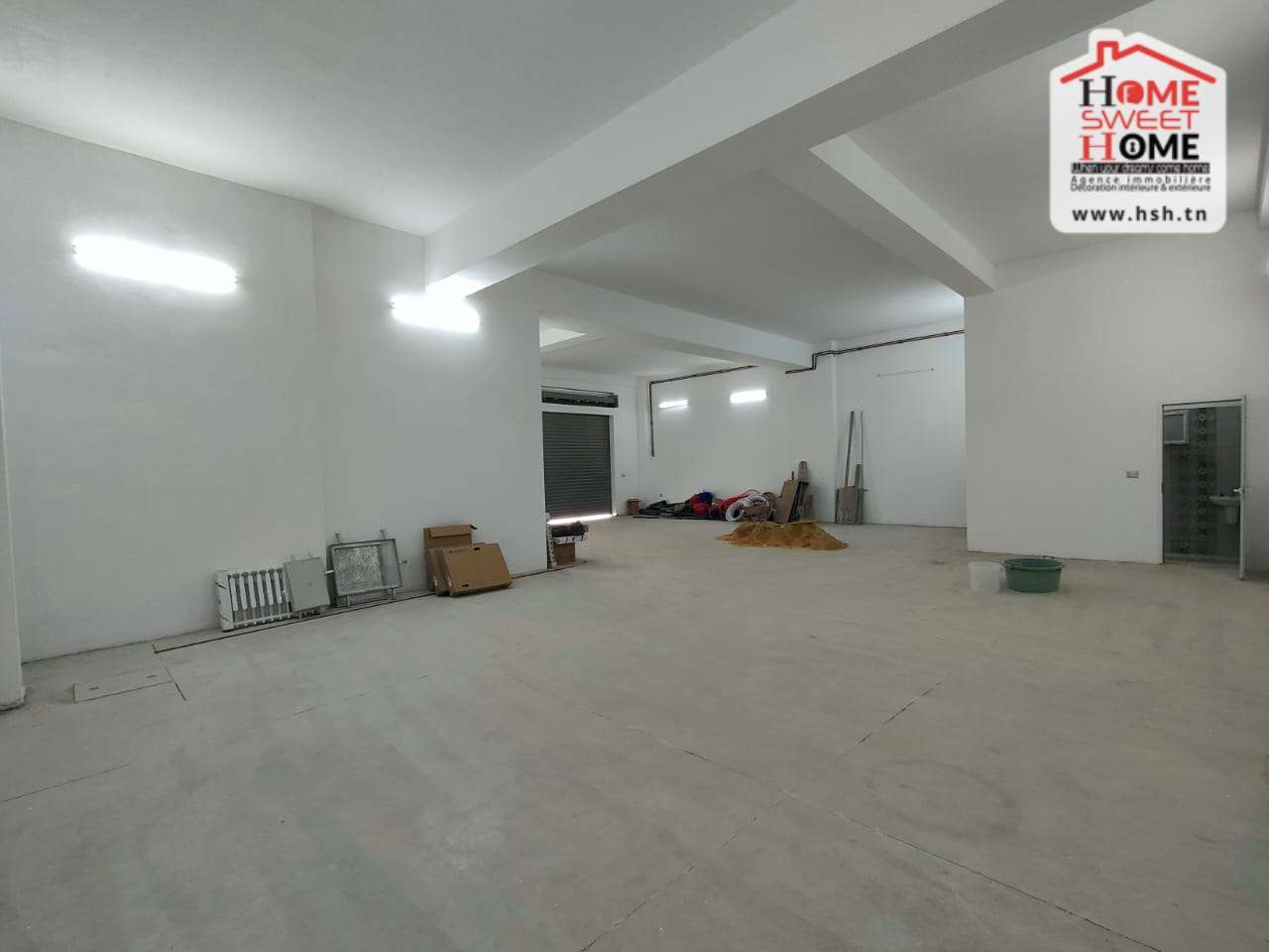 Rades&nbsp;Rades Meliane&nbsp;Bureaux & Commerces&nbsp;Atelier,Garage&nbsp;D�p�t brenda  � rades m�liane