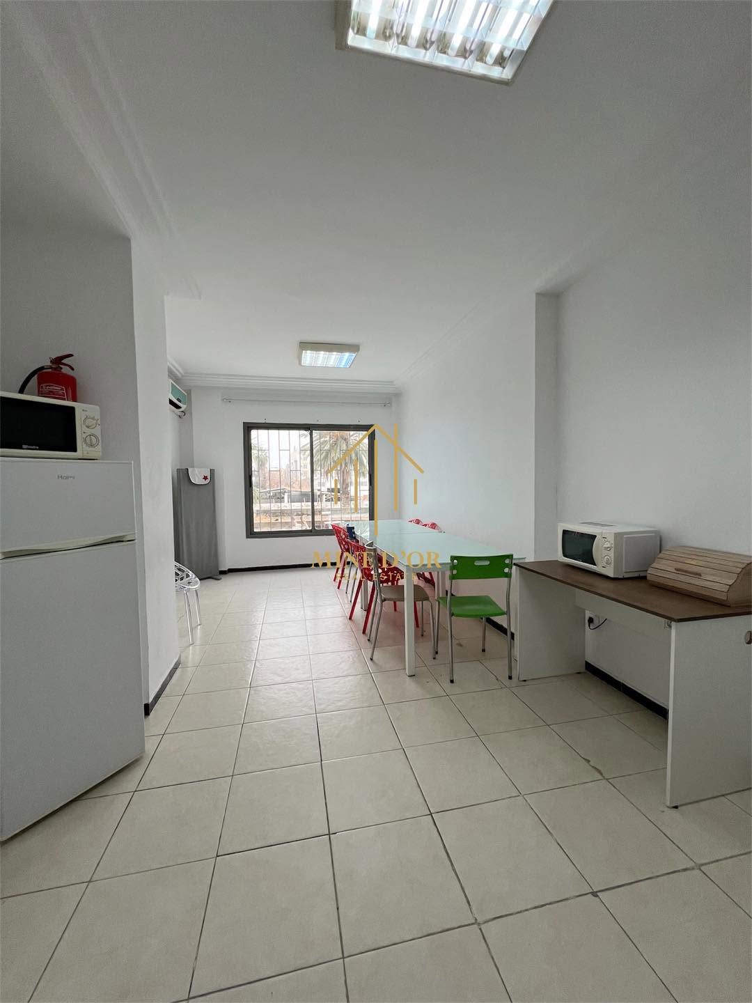 Bab Bhar&nbsp;Montplaisir&nbsp;Bureaux & Commerces&nbsp;Bureau&nbsp;Bureau 190m spacieux au coeur montplaisir