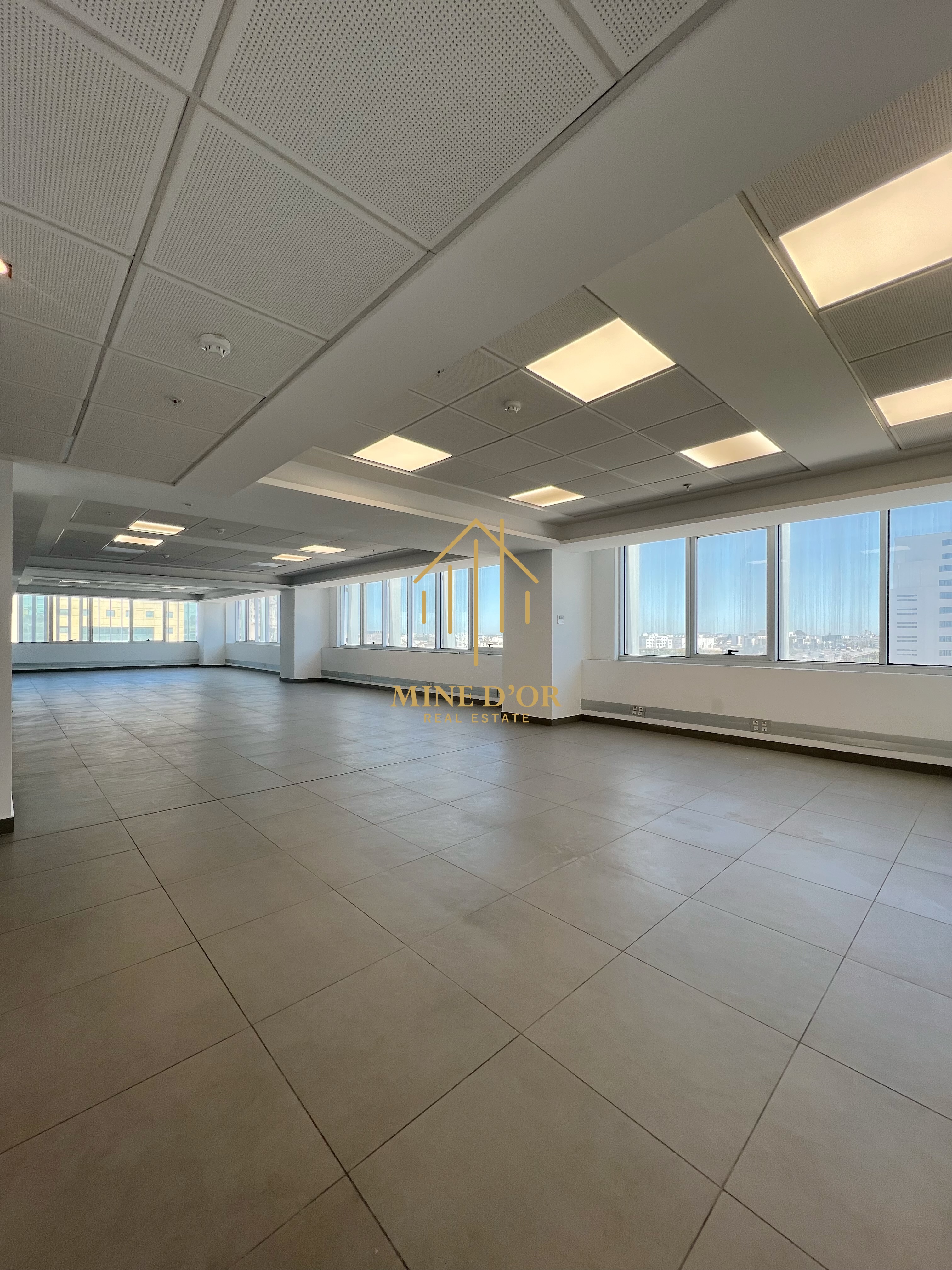 Cite El Khadra&nbsp;Zone urbaine nord&nbsp;Bureaux & Commerces&nbsp;Bureau&nbsp;Des plateaux haut standing situ� au centre urbain