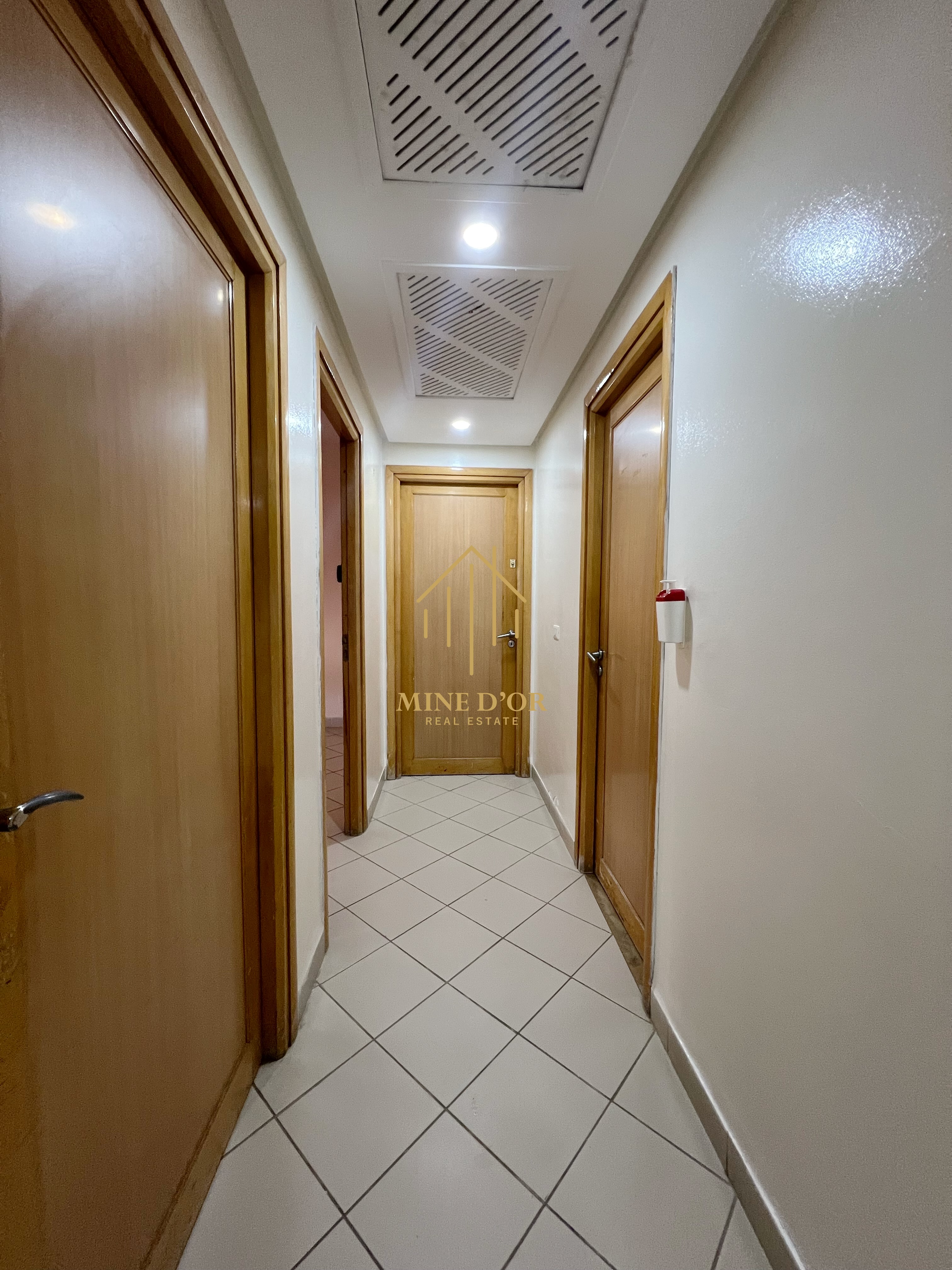 Bab Bhar&nbsp;Montplaisir&nbsp;Bureaux & Commerces&nbsp;Bureau&nbsp;Divers bureaux h2 h3 h4 � montplaisir