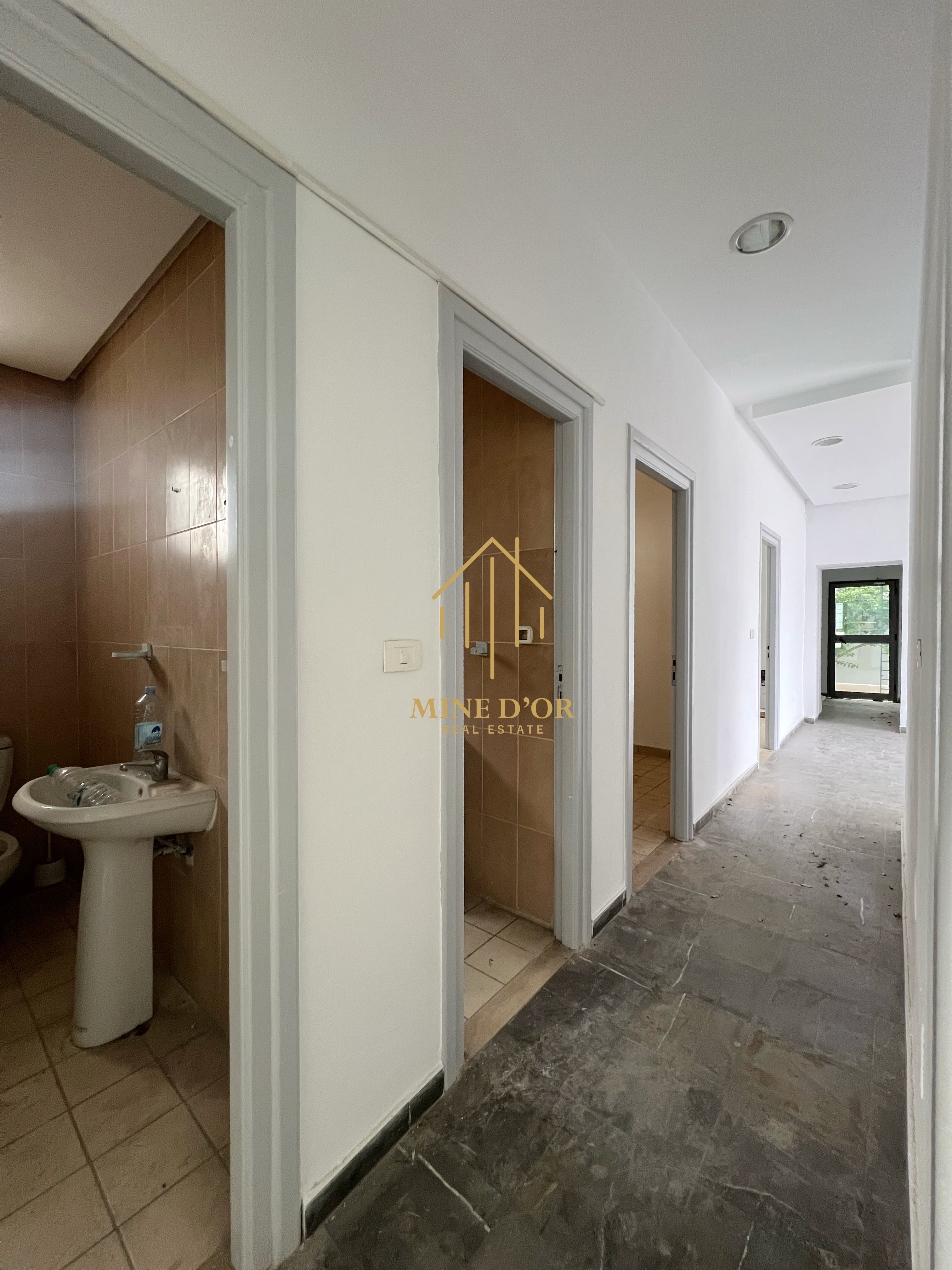 Bab Bhar&nbsp;Montplaisir&nbsp;Bureaux & Commerces&nbsp;Bureau&nbsp;Al immeuble r3 � montplaisir