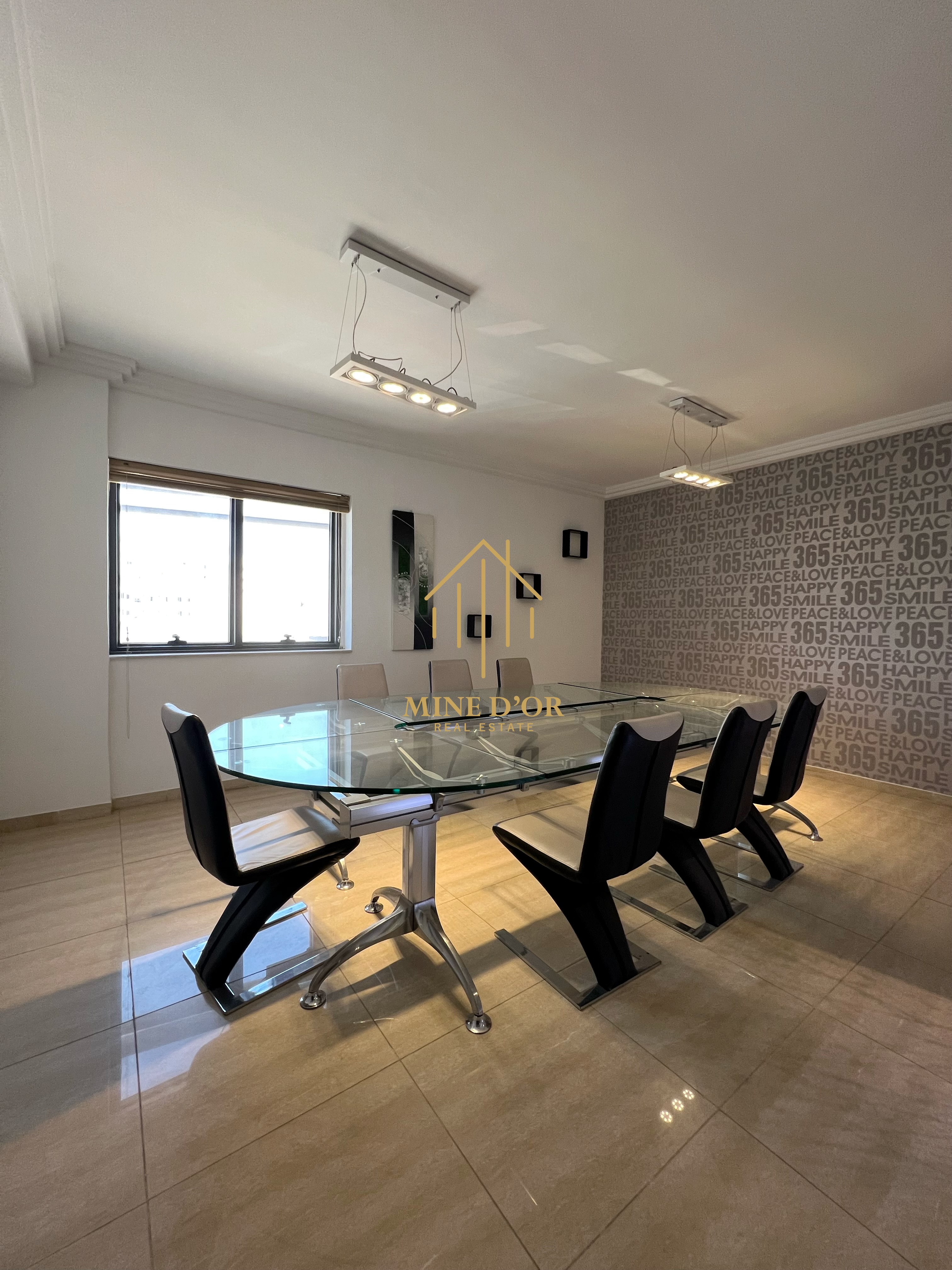 Cite El Khadra&nbsp;Zone urbaine nord&nbsp;Bureaux & Commerces&nbsp;Bureau&nbsp;Bureau 250m2 meubl� hts au centre urbain nord