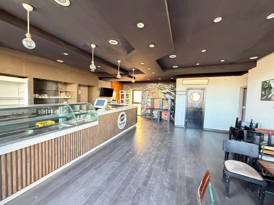 La Marsa&nbsp;Berge Du Lac&nbsp;Bureaux & Commerces&nbsp;G�rance libre&nbsp;En g�rance libre aux berges du lac 1