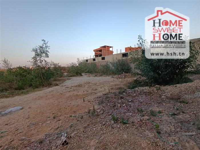 La Marsa&nbsp;Cite Bhar Lazreg&nbsp;Terrain&nbsp;Terrain nu&nbsp;Terrain villa merihen au bhar lazreg