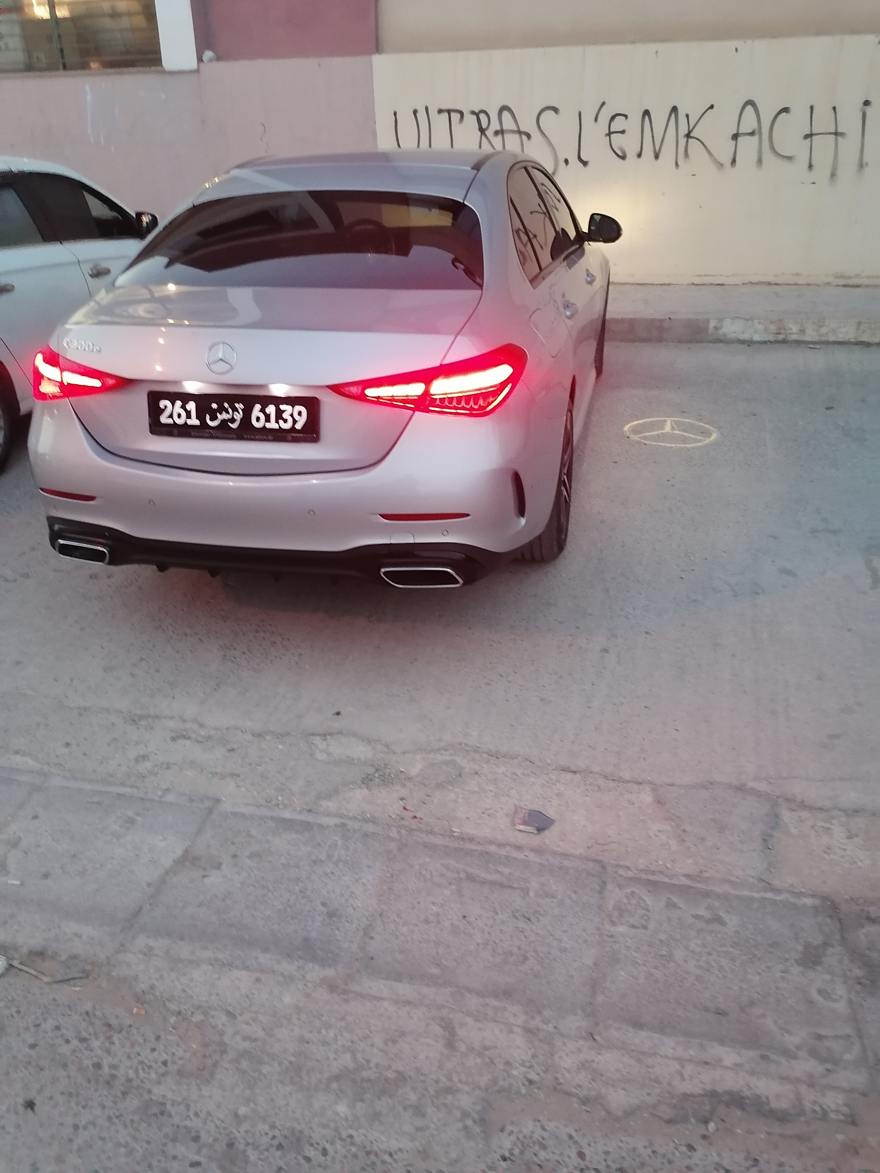 Hammamet&nbsp;Zone Hoteliere&nbsp;Mercedes&nbsp;C&nbsp;Mercedesc300e