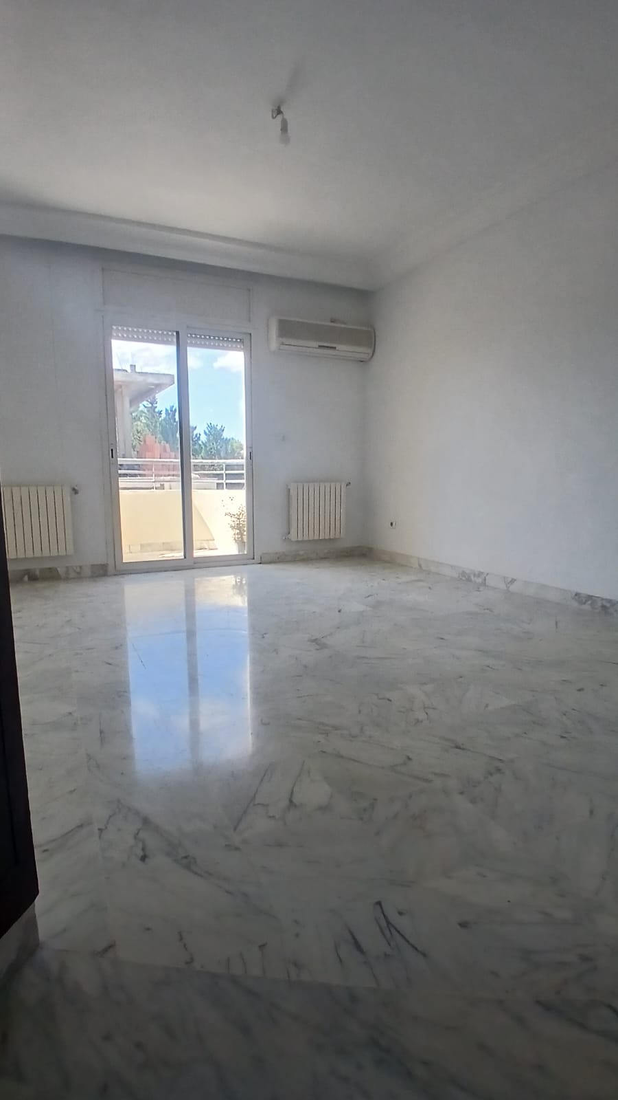 La Soukra&nbsp;La Soukra&nbsp;Location&nbsp;Appart. 4 pi�ces&nbsp;Apprt s plus 3 � la soukra