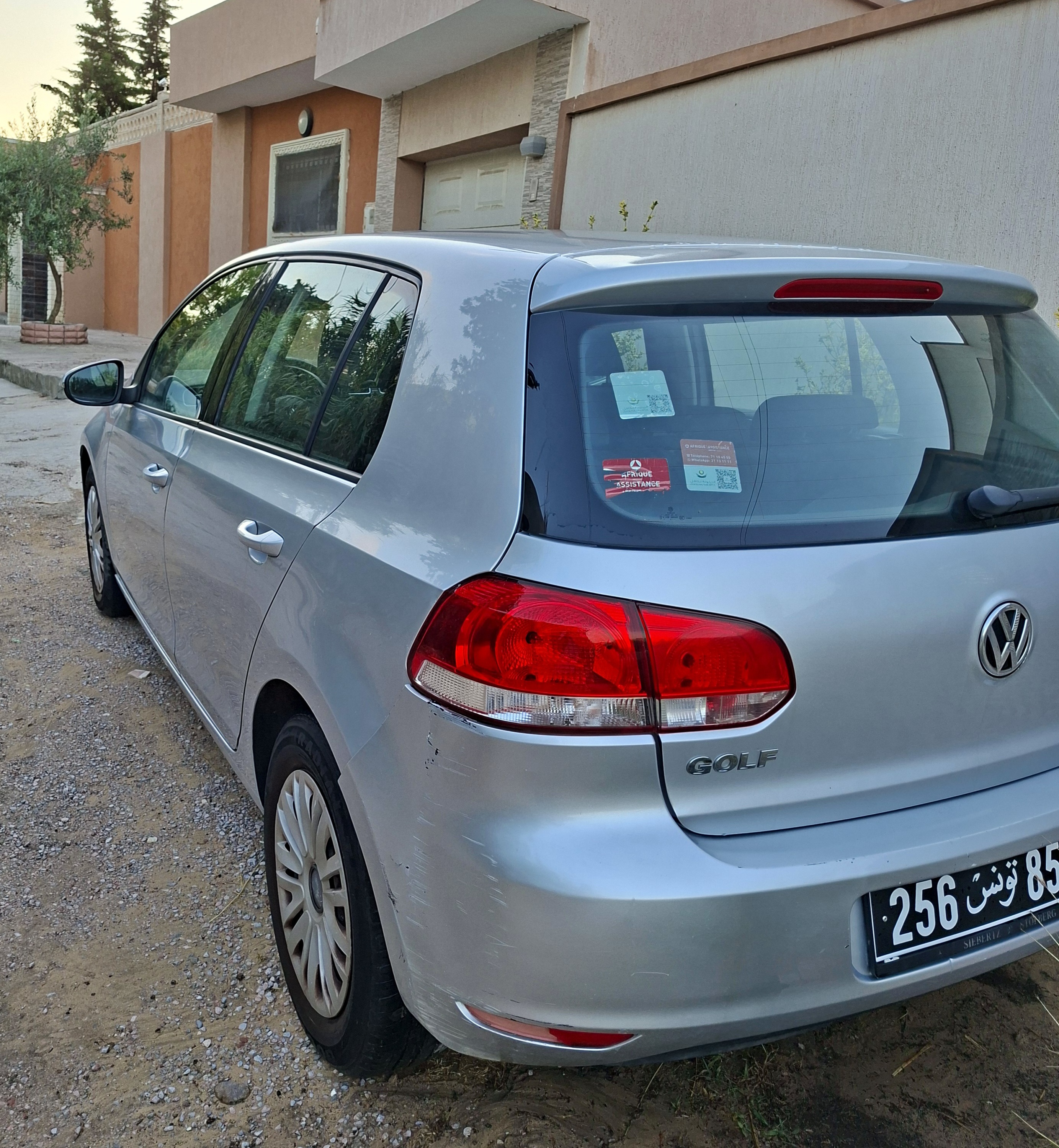 Bizerte Nord&nbsp;Cite El Korniche 1&nbsp;Volkswagen&nbsp;Golf 6&nbsp;Voiture origine allemande