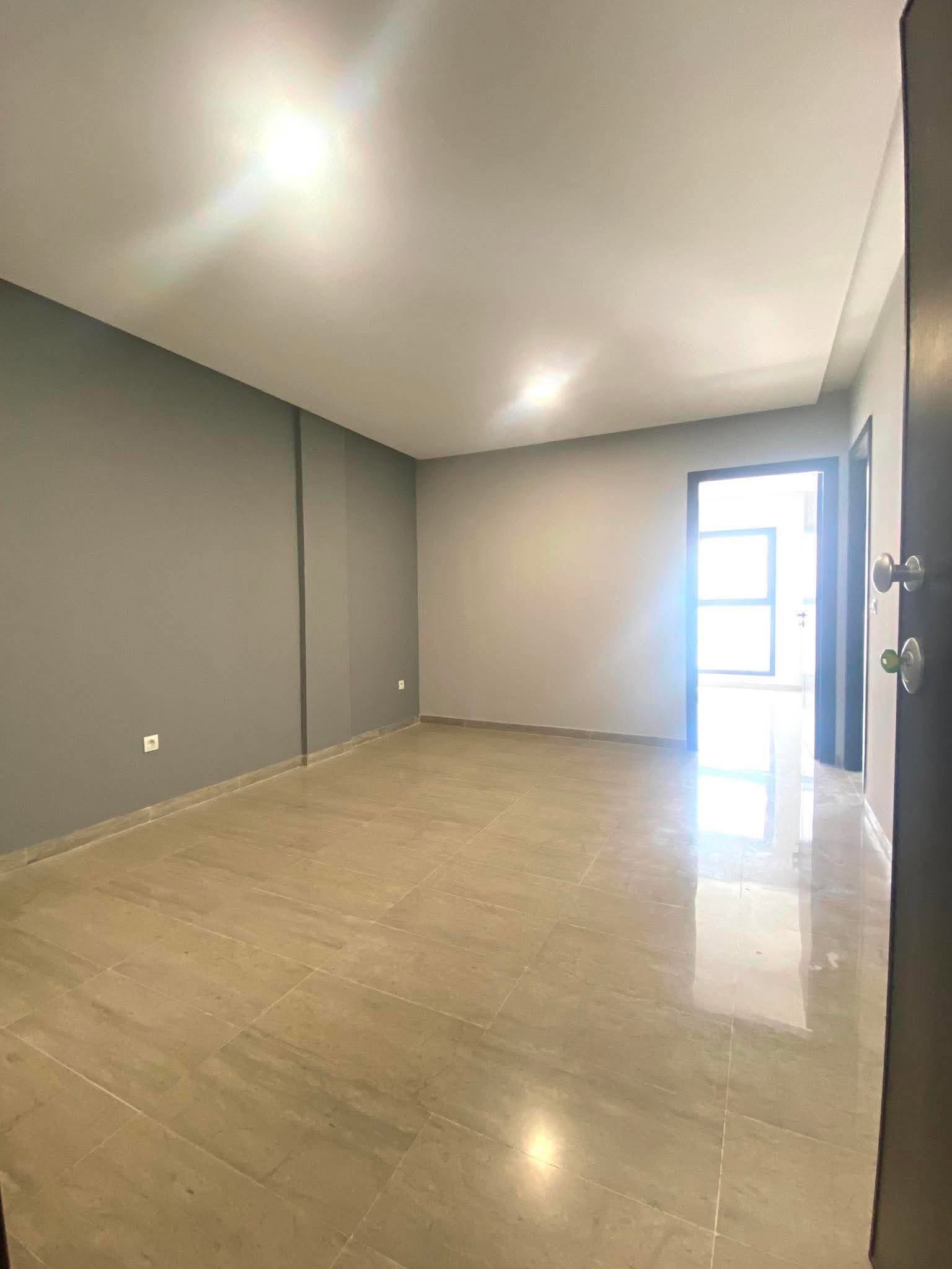 El Mourouj&nbsp;El Mourouj&nbsp;Location&nbsp;Appart. 2 pi�ces&nbsp;Local bureatique s2 � el mourouj 5