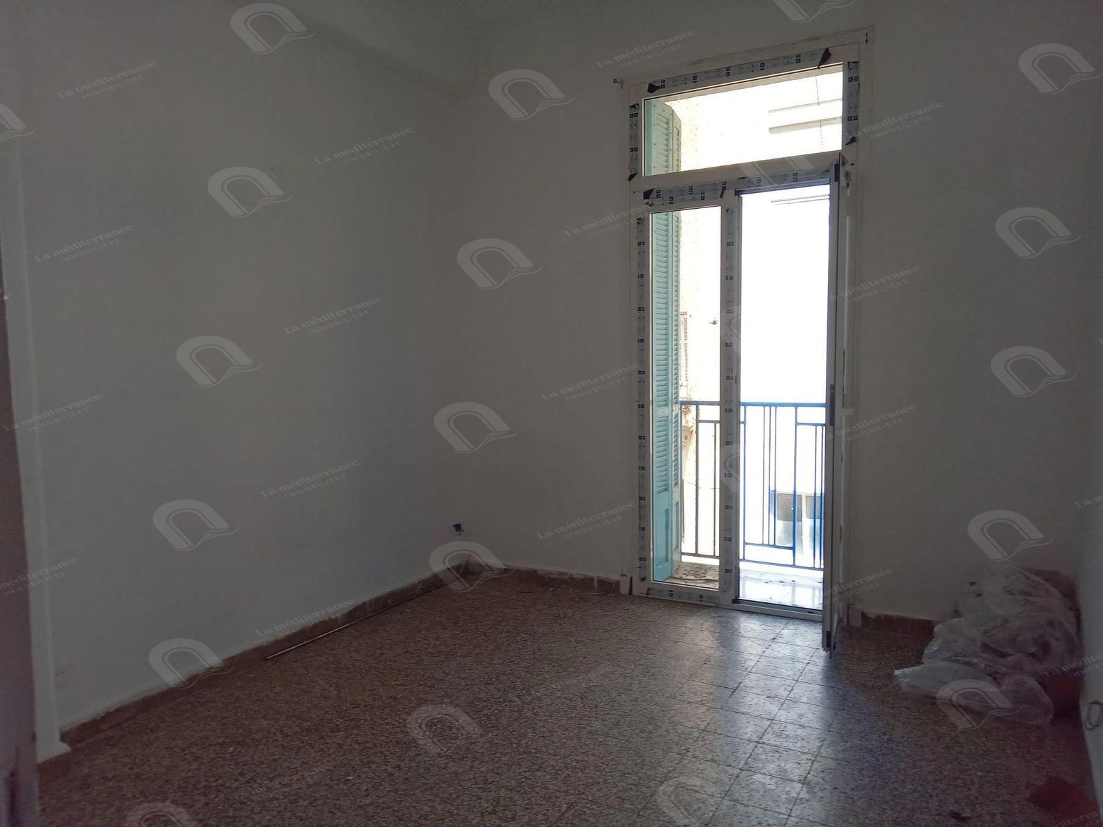 Bab Bhar&nbsp;Bab Bhar&nbsp;Location&nbsp;Appart. 2 pi�ces&nbsp;Appartement s2 au centre ville
